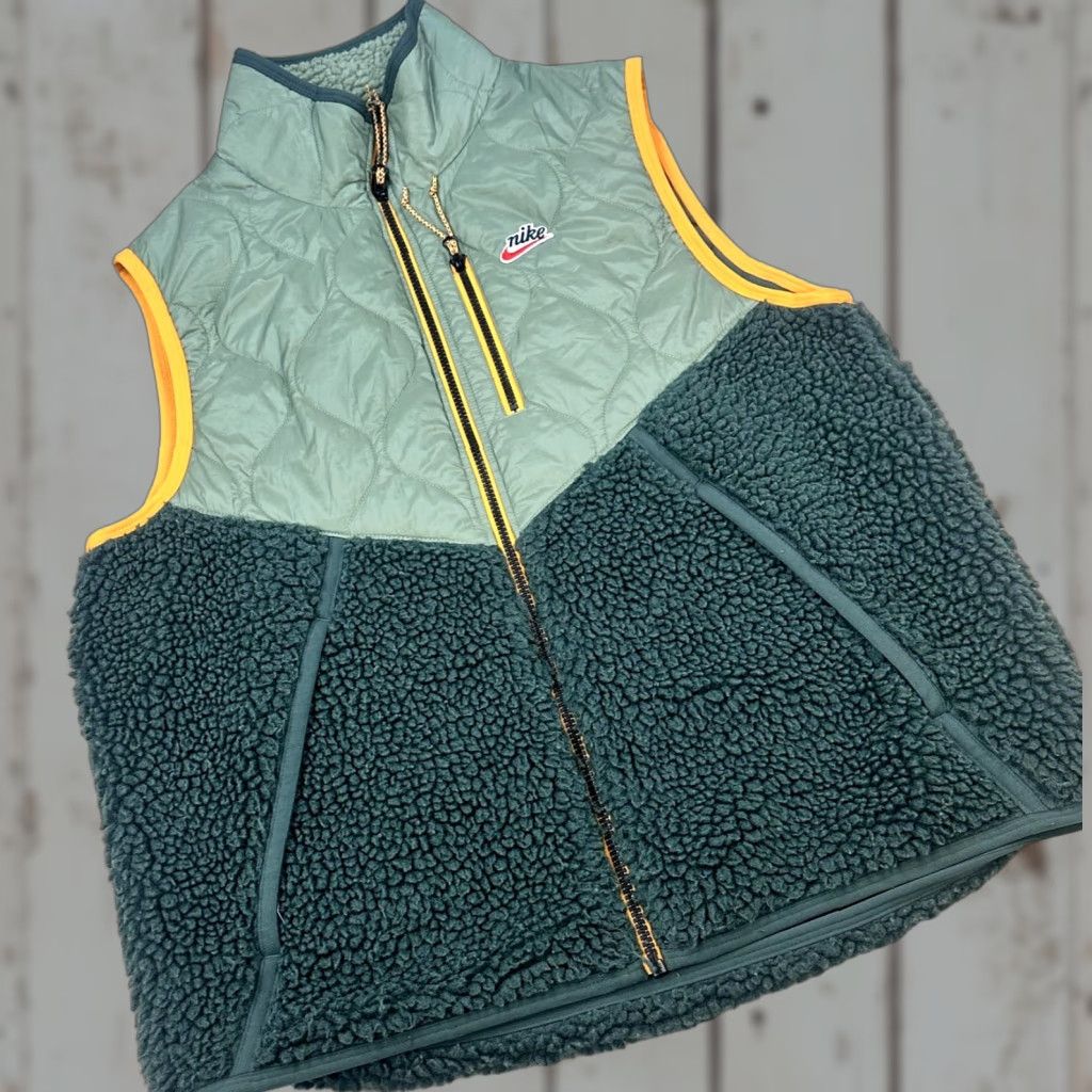 Nike Nike Hybrid Vest Mens M Sherpa Fleece Quilted Outdoor Zip Retro Green Size US M / EU 48-50 / 2 - 1 Thumbnail