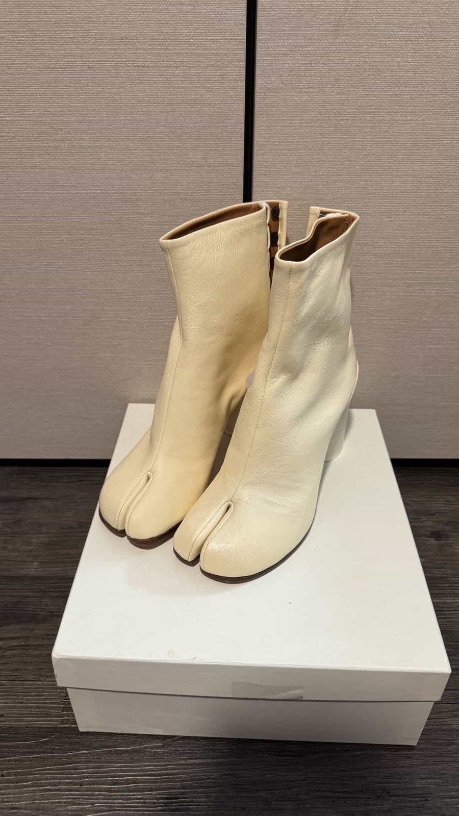 Maison Margiela Maison Margiela Tabi Boots Size US 9 / IT 39 - 1 Thumbnail