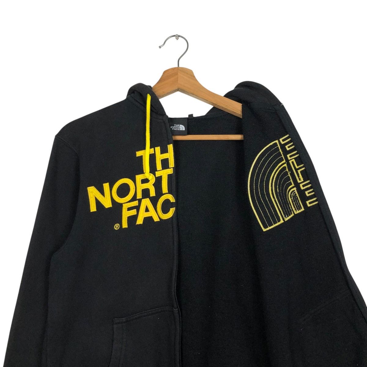 The North Face 🔥VINTAGE ZIPPER HOODIE THE NORTH FACE SPELL OUT BIG LOGO Size US M / EU 48-50 / 2 - 15 Thumbnail