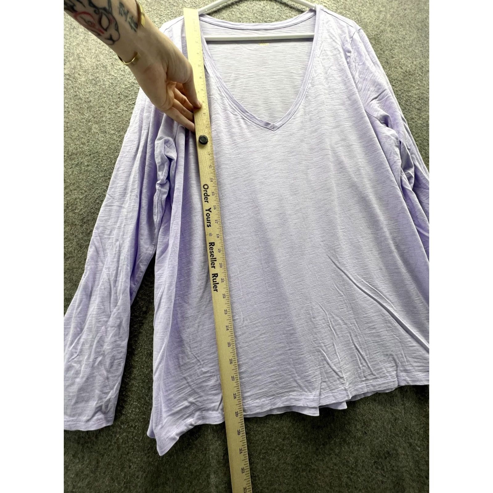 Lilly Pulitzer Lilly Pulitzer Shirt Womens XXL Purple V Neck Long Sleeve Jersey Top Relaxed Fit Size XXL / US 16-18 / IT 52-54 - 2 Thumbnail