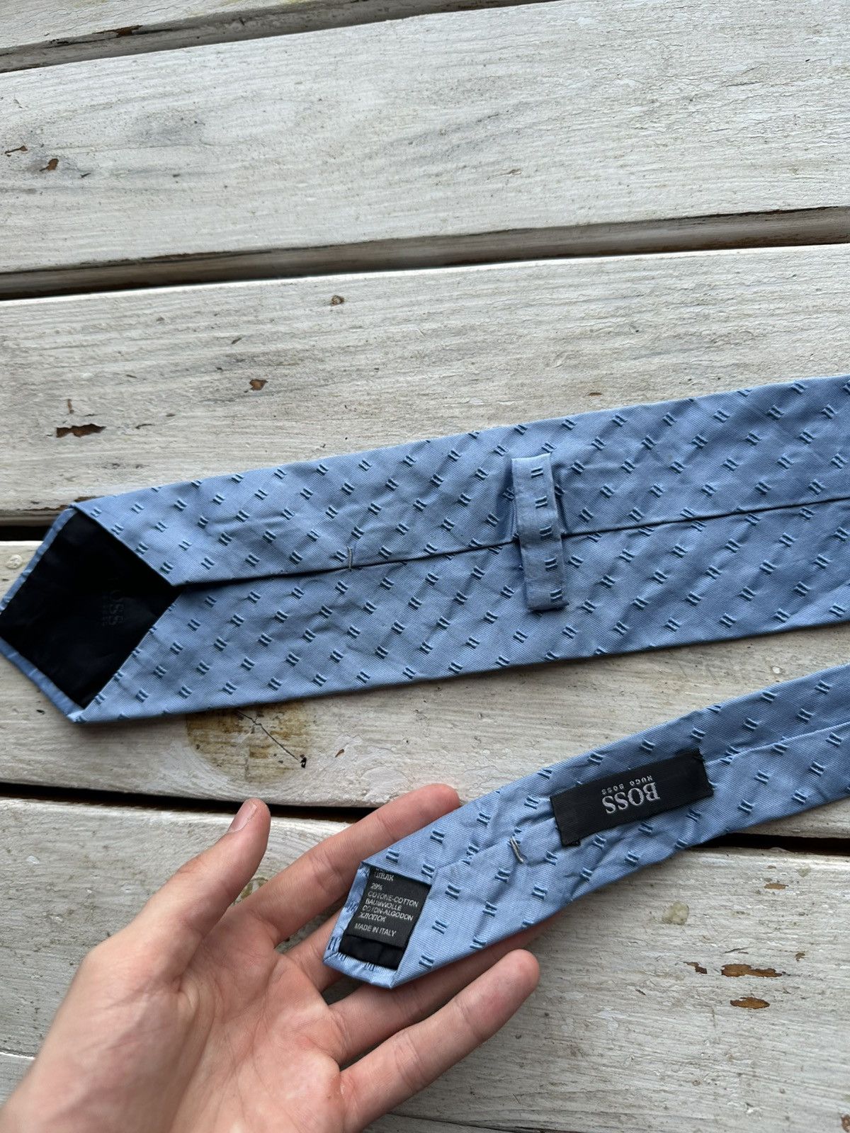 Hugo Boss 🚨Hugo Boss Tie LUXURY VINTAGE RARE OLD MONEY BASIC Size ONE SIZE - 4 Thumbnail