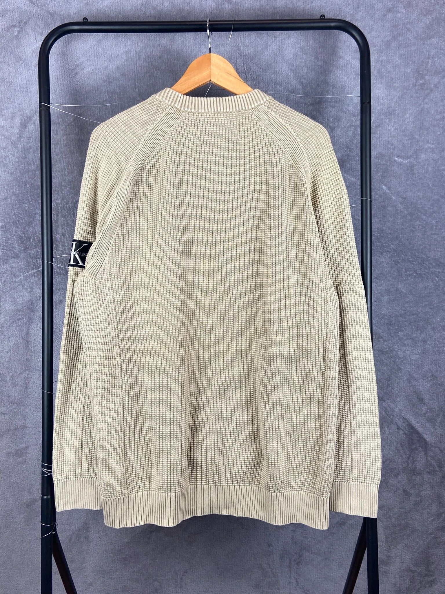 Calvin Klein Calvin Klein Waffle Knit Beige Sweatshirt – L Size US L / EU 52-54 / 3 - 4 Thumbnail