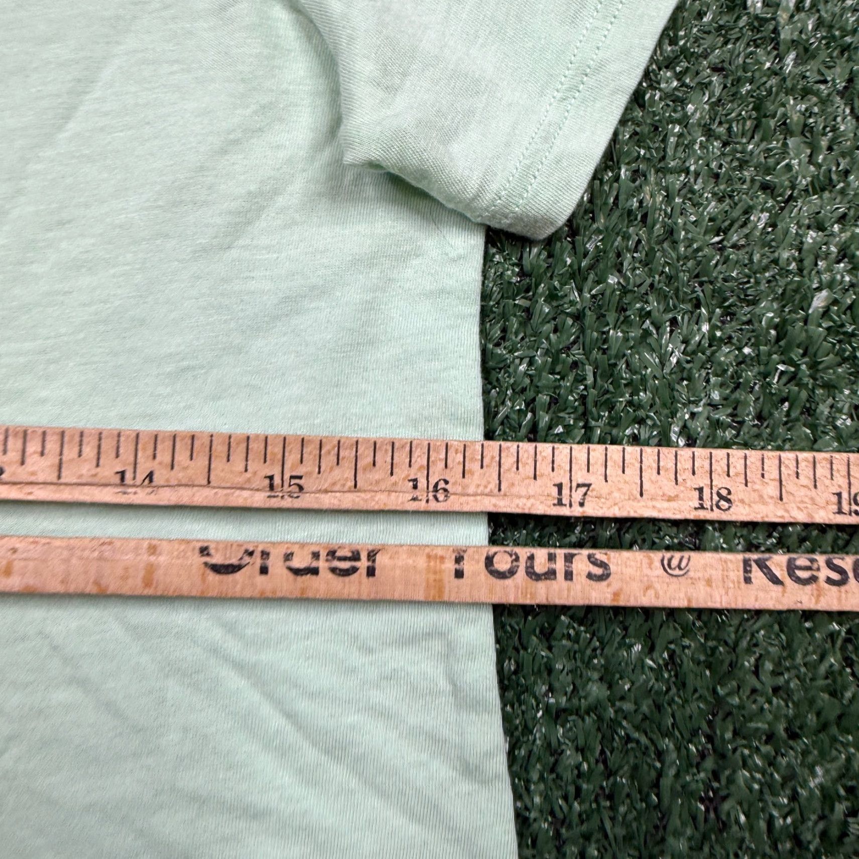 Vince Vince T Shirt Women's XS Green Short Sleeve Desinger Stretch Tee Shirt Size XS / US 0-2 / IT 36-38 - 4 Thumbnail