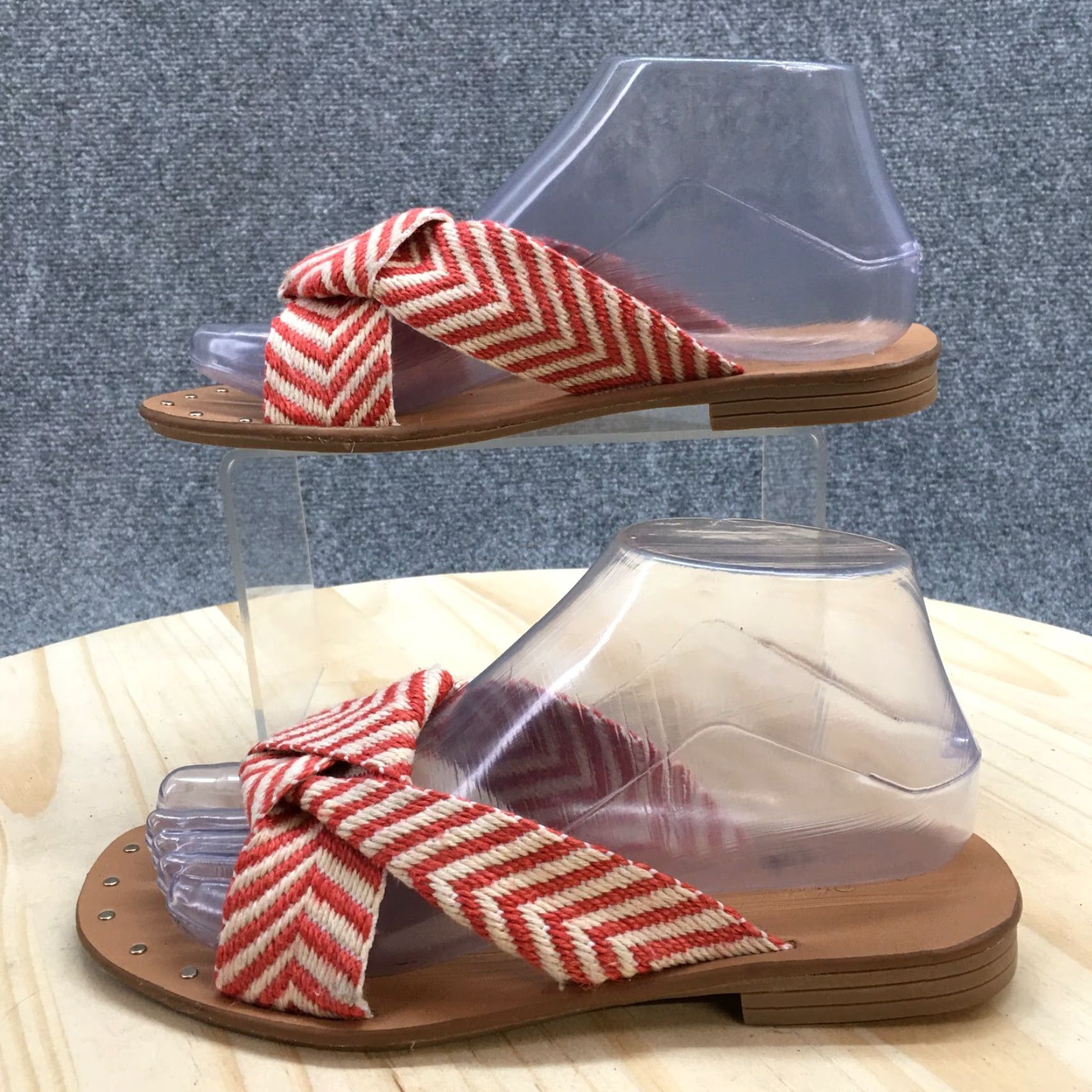 Vintage Universal Thread Sandals Womens 6.5 Chevron Print Knot Slide Flats Red Size US 7 / IT 37 - 2 Thumbnail