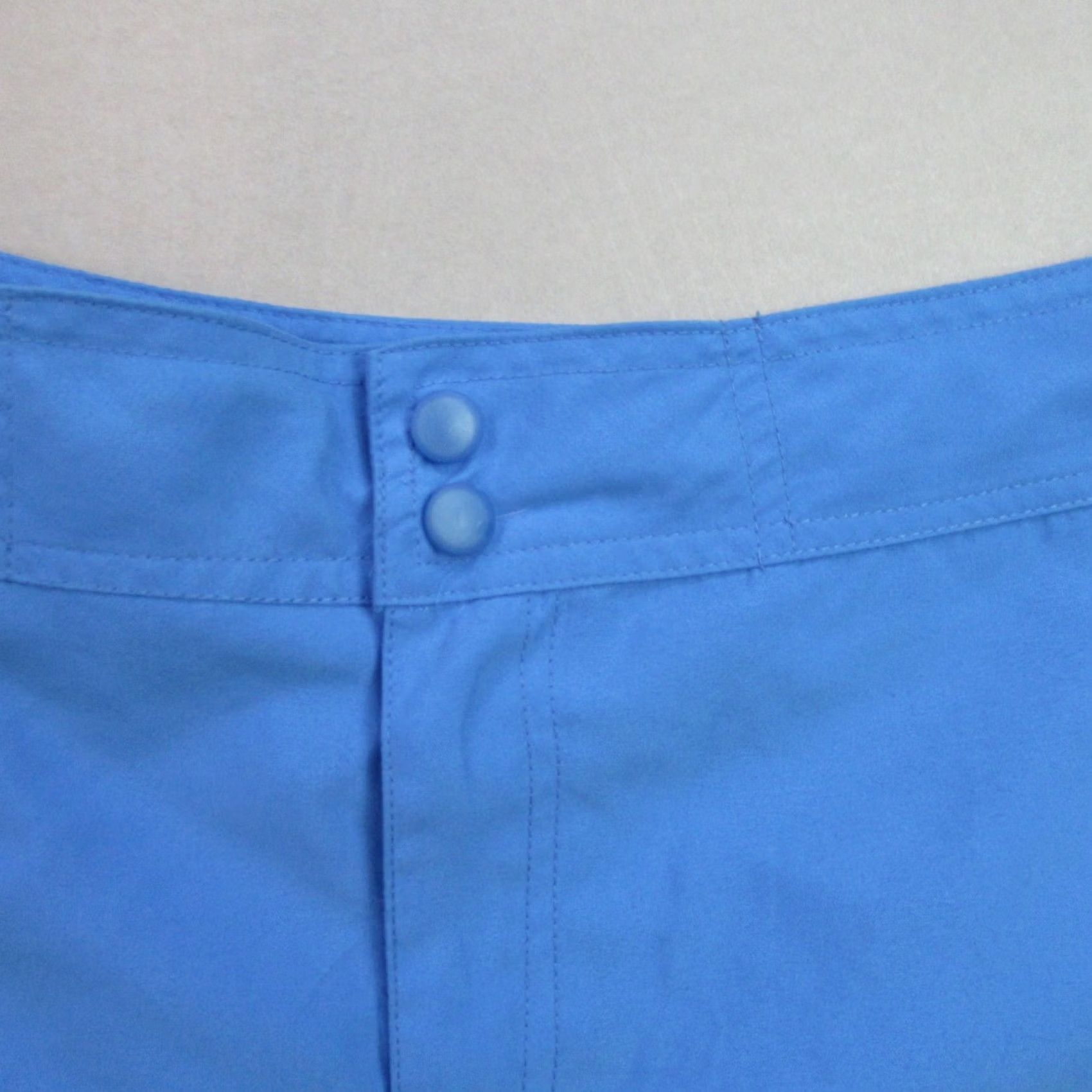 Vintage LL Bean Shorts Chino Womens 14 Blue Lightweight Outdoors Pockets Snap Size 36" / US 14 / IT 50 - 2 Thumbnail