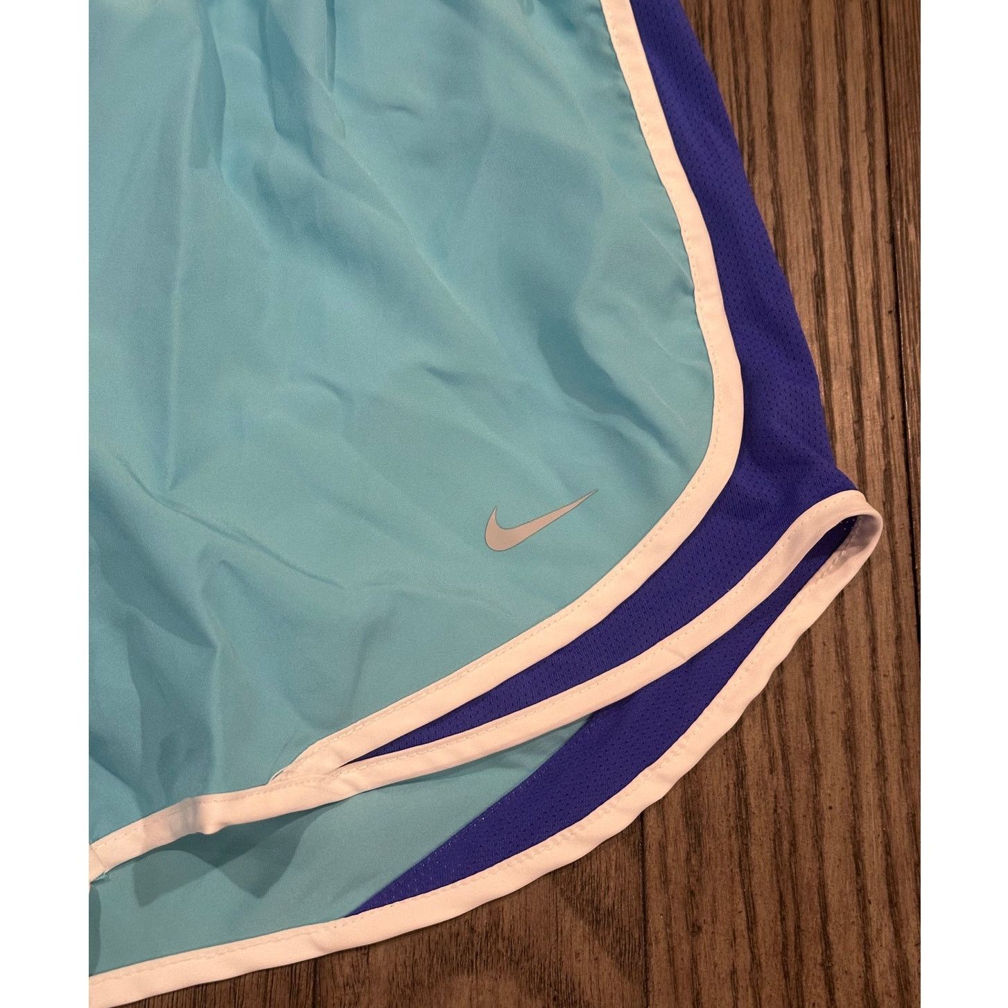 Nike Nike Women's Two Tone Blue Dry Fit Athletic Shorts S Size 27" / US 4 / IT 40 - 4 Thumbnail