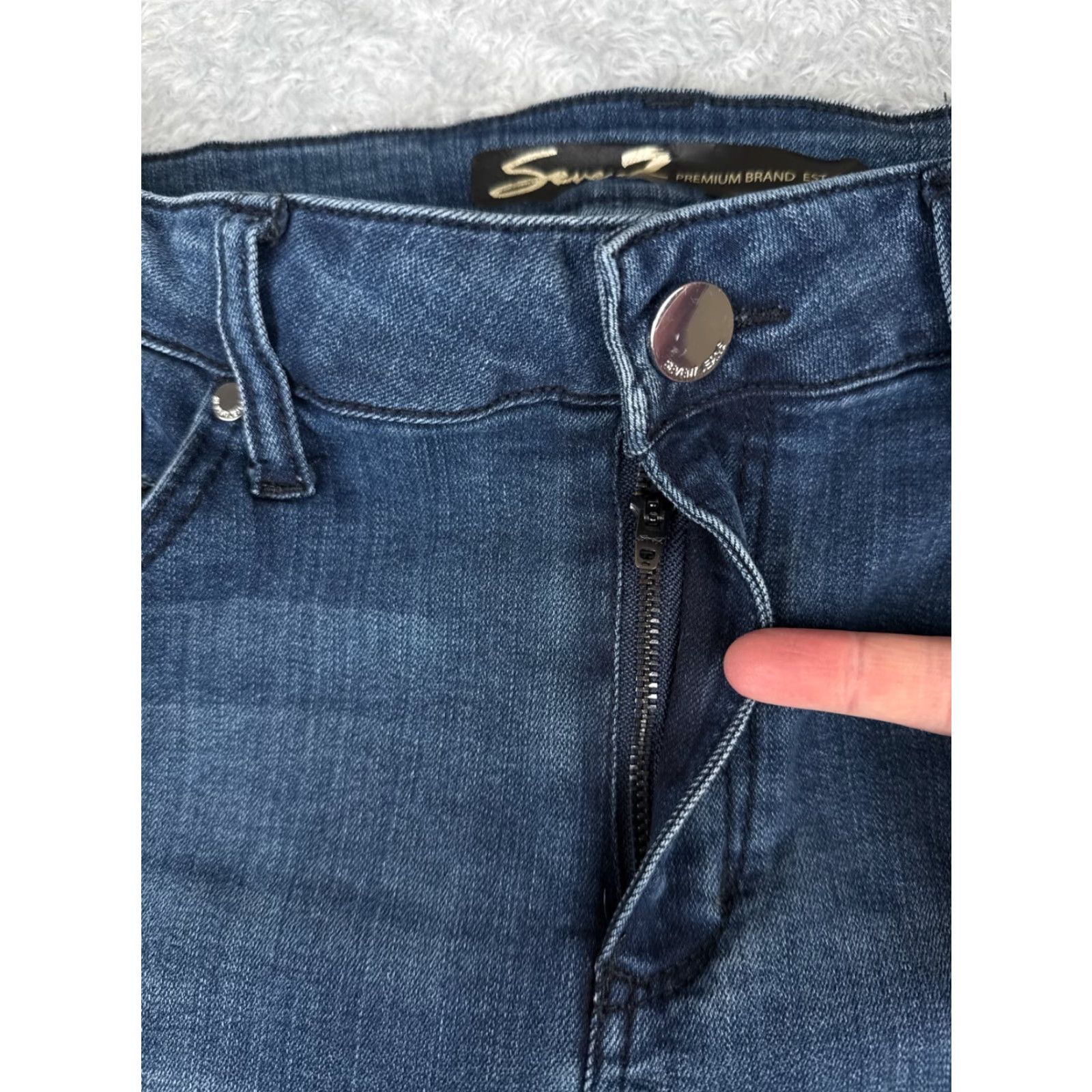 Vintage Seven7 Jeans Women Skinny Jeans 34x28 Blue Denim Distressed Mid Rise 16 5-Pocket Logo Embroidered Cotton Regular Adult Womens Size 38" / US 16 / IT 52 - 5 Thumbnail