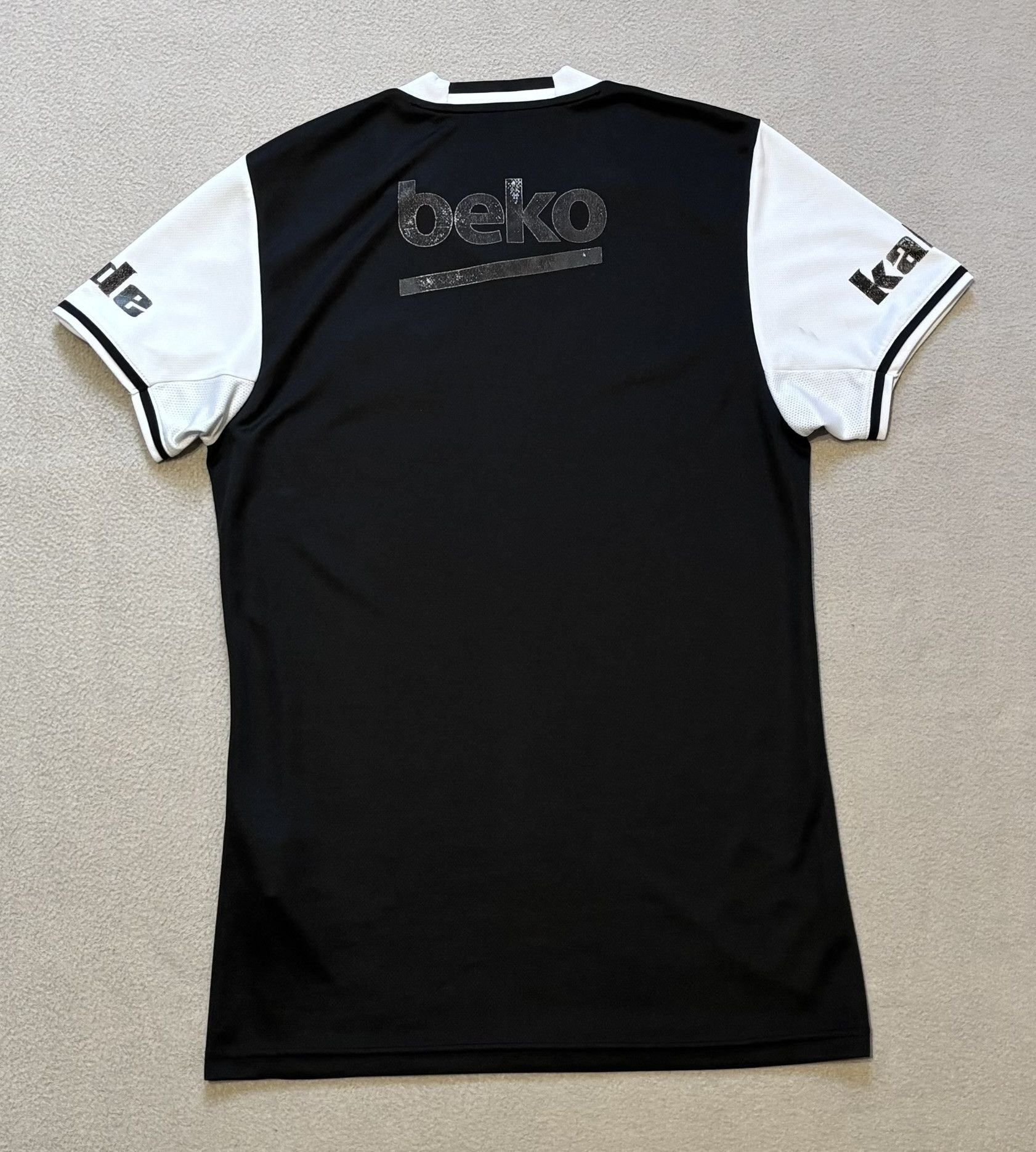 Adidas Besiktas JK 2016/2017 Adidas Football Jersey Size S Size US S / EU 44-46 / 1 - 9 Thumbnail