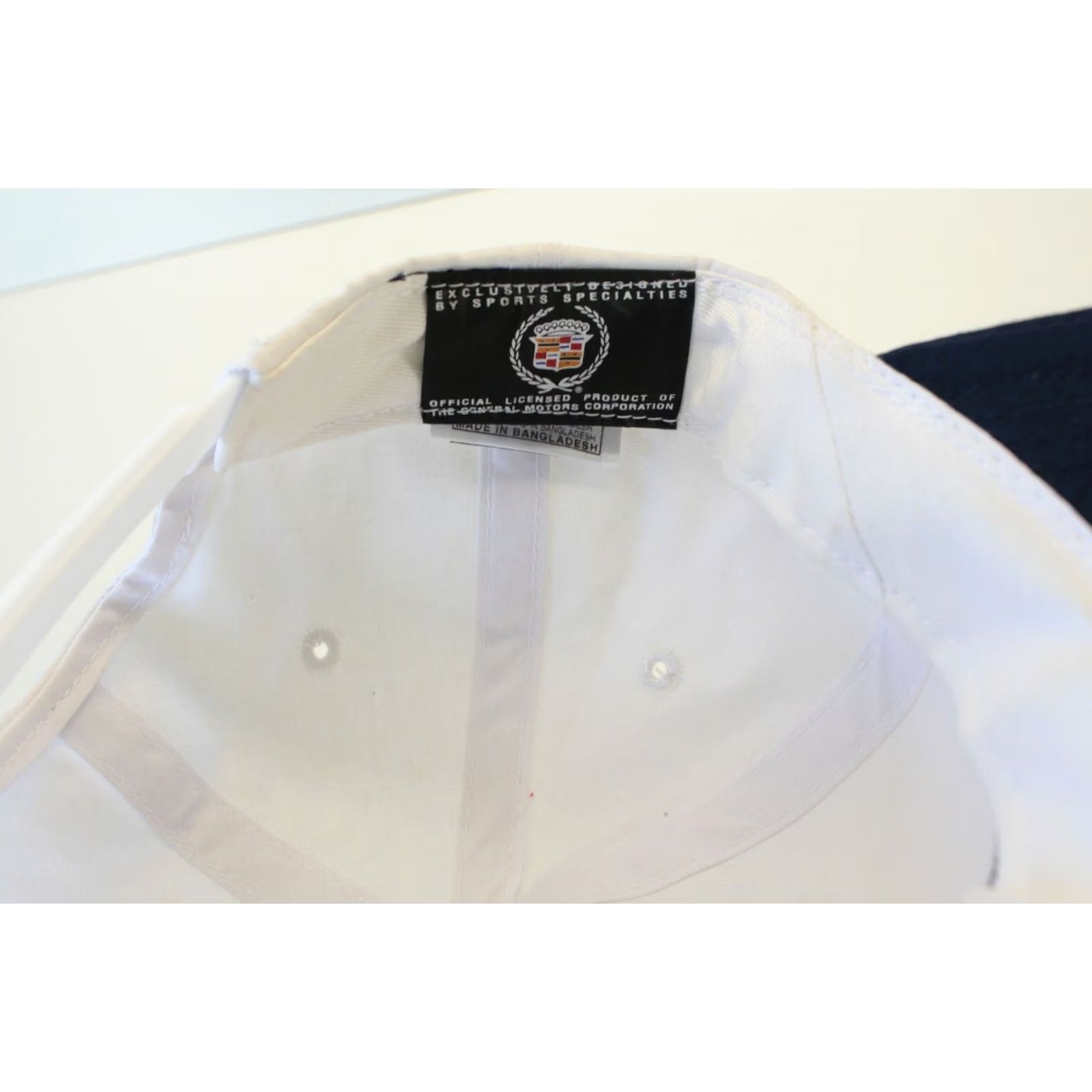 Sports Specialties VINTAGE Sports Specialties Cadillac STS Hat Snapback White Unisex Adults One Size Adjustable Casual Baseball Cap Size ONE SIZE - 8 Thumbnail