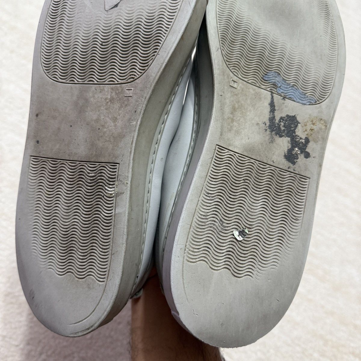 Common Projects Common Projects 1528 Achilles Low Top Grey Leather Sneakers Size US 12 / EU 45 - 14 Thumbnail