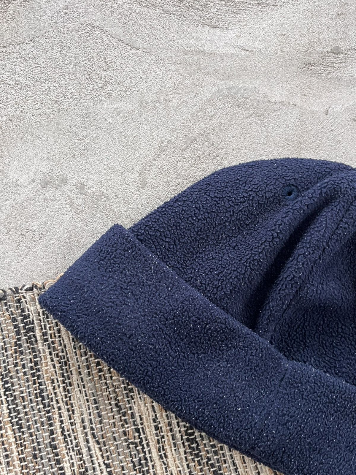 Nike Vintage Nike Fleece Beanie Blue Hat Outdoor Minimalistic Y2K Size ONE SIZE - 7 Thumbnail
