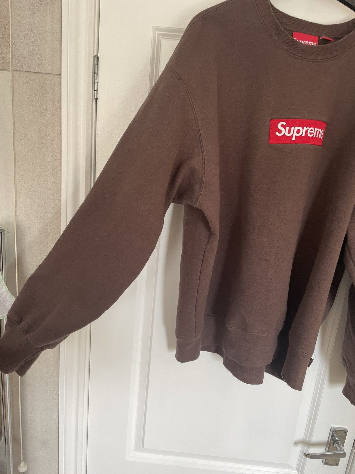 Supreme Supreme Box Logo Crewneck - Brown (F/W 2022) Size US L / EU 52-54 / 3 - 5 Thumbnail