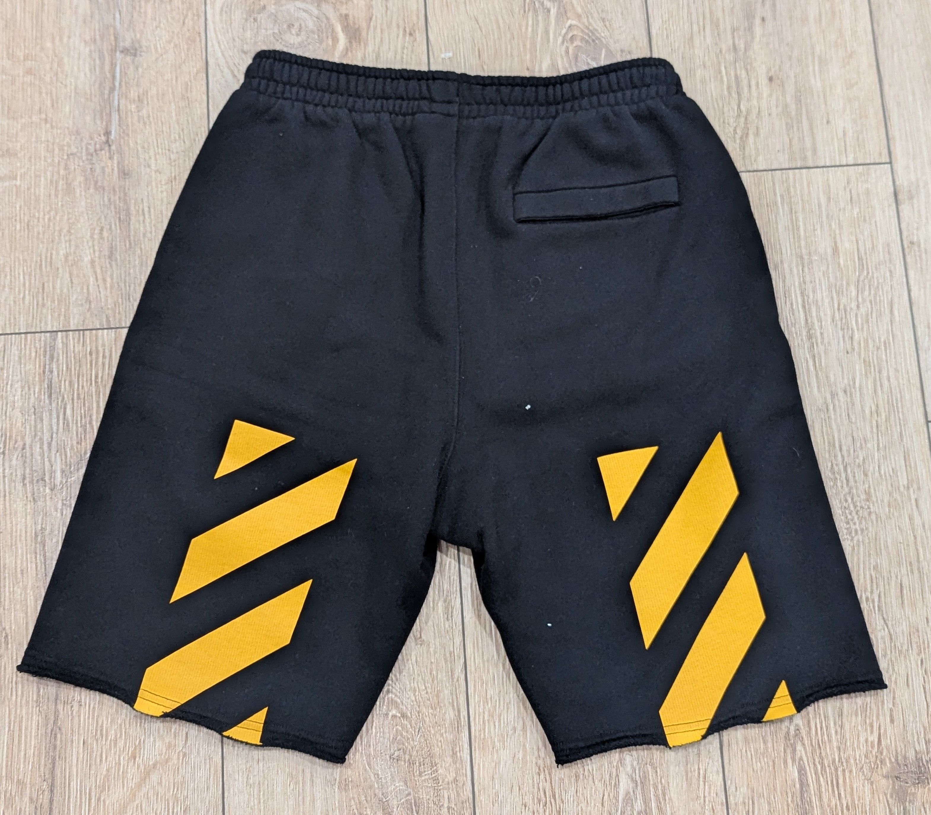 Off-White $465 Mens OFF-WHITE Carvaggio Skate Shorts Black US Small Size US 30 / EU 46 - 3 Thumbnail