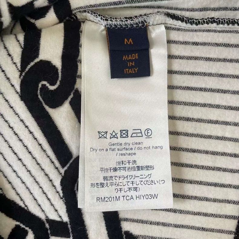Louis Vuitton Louis Vuitton Striped chain logo sweatshirt 2501-Nextarrow Size US M / EU 48-50 / 2 - 4 Thumbnail