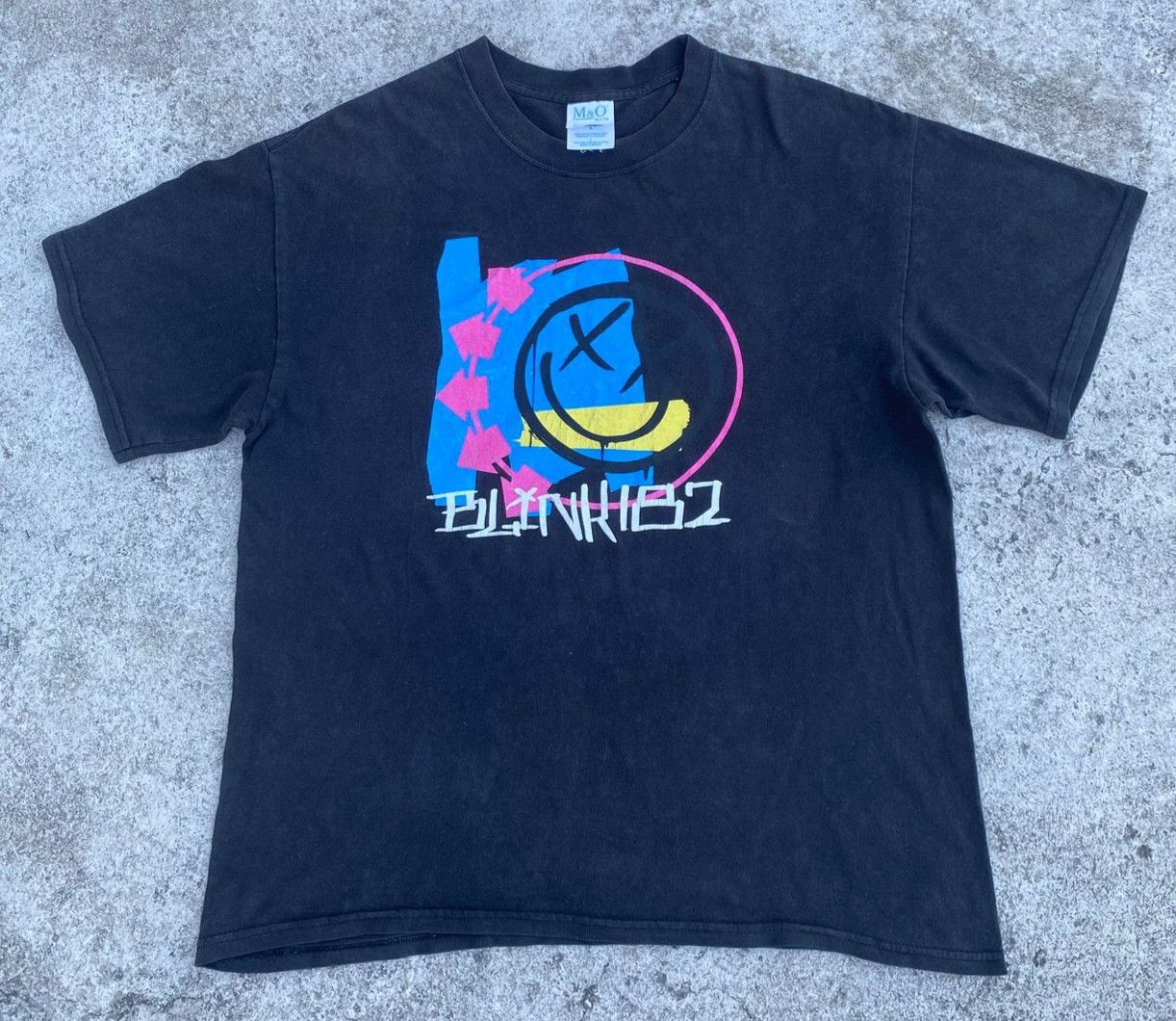 Band Tees Vintage Blink 182 Punk Rock Band Tshirt Size US L / EU 52-54 / 3 - 1 Thumbnail