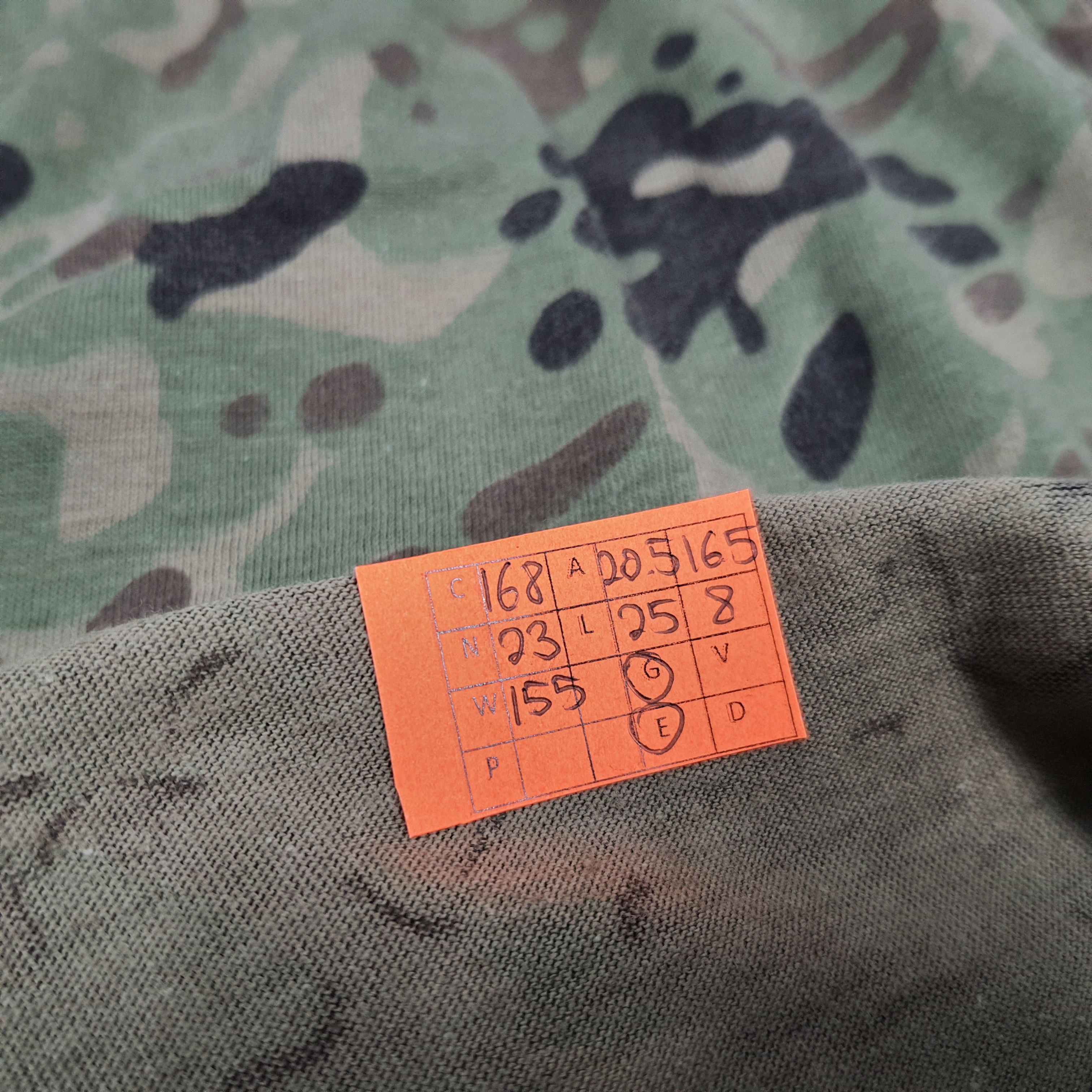 Vintage Vintage Military Camo Design T-shirt Size US M / EU 48-50 / 2 - 8 Thumbnail