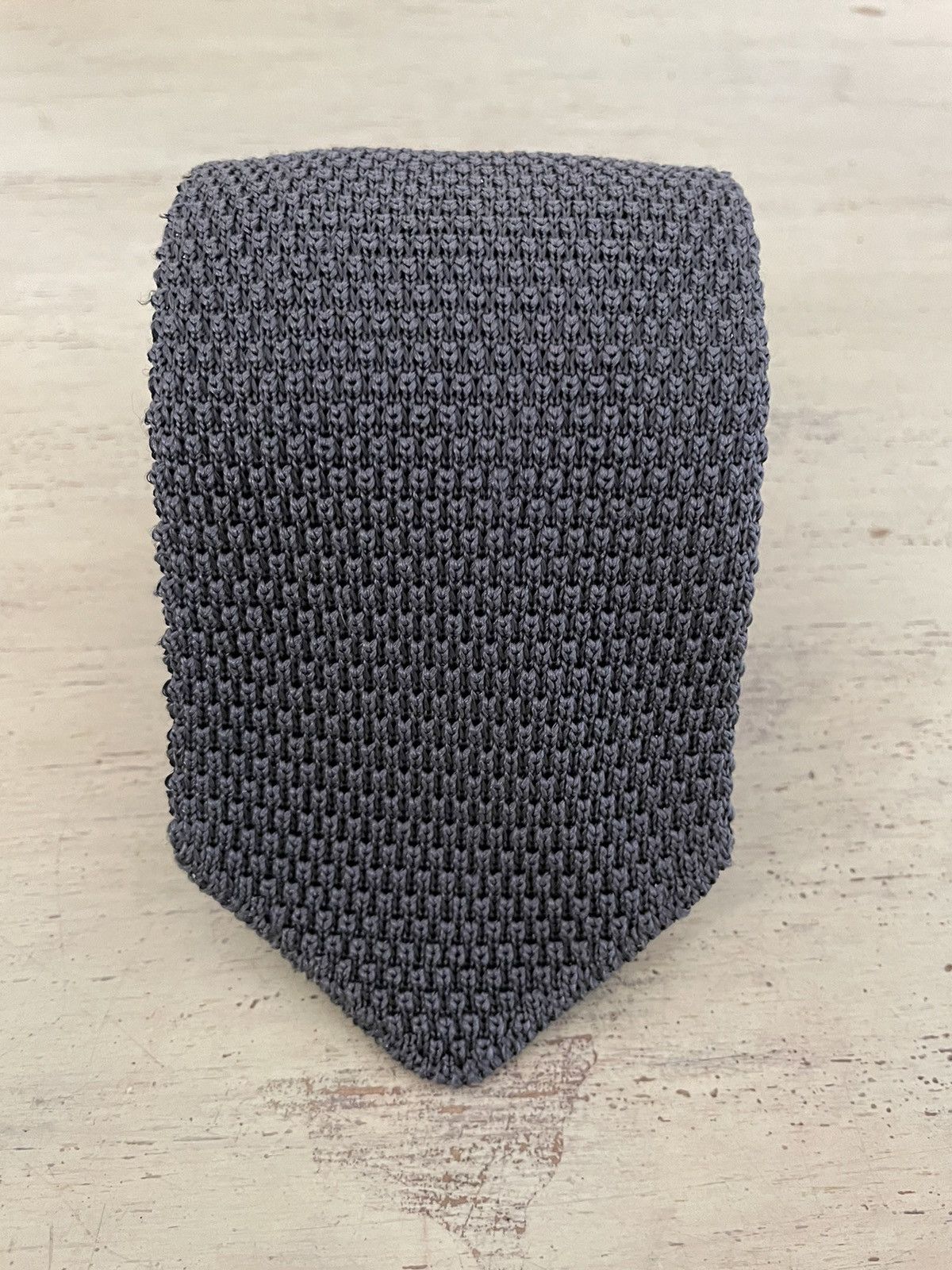 Tom Ford Knitted Silk Tie in Gray Size ONE SIZE - 1 Thumbnail