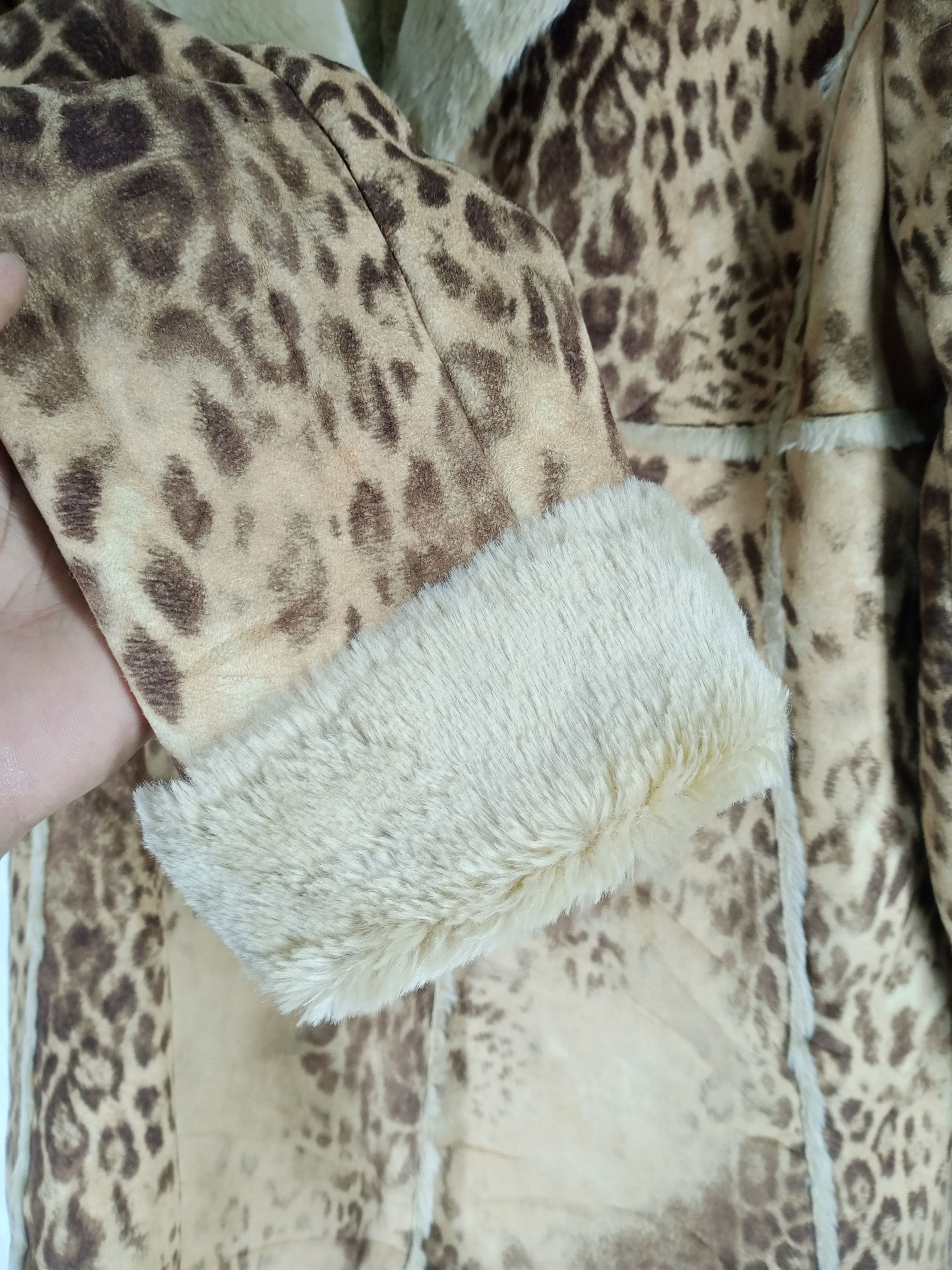 Japanese Brand VINTAGE OTTO SUMISHO LEOPARD FAUX FUR JACKET Size US M / EU 48-50 / 2 - 7 Thumbnail