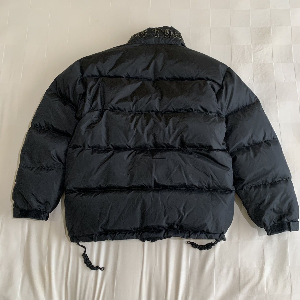 Dogtown Vtg Dogtown Big Cross Logo Reversible Puffer Jackets Black Size US L / EU 52-54 / 3 - 17 Thumbnail