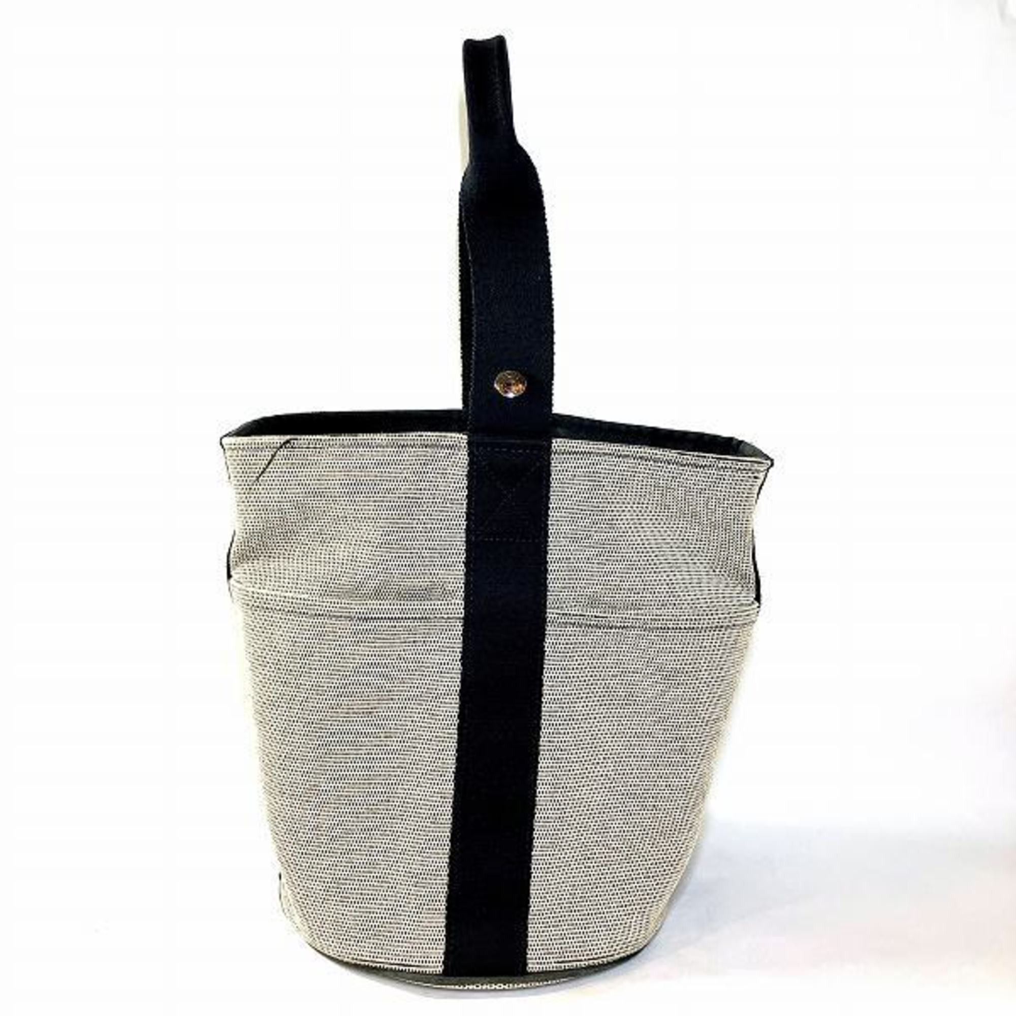 image of Hermes Saxo Mm One Shoulder Bag Handbag Ladies in Black, Women's
