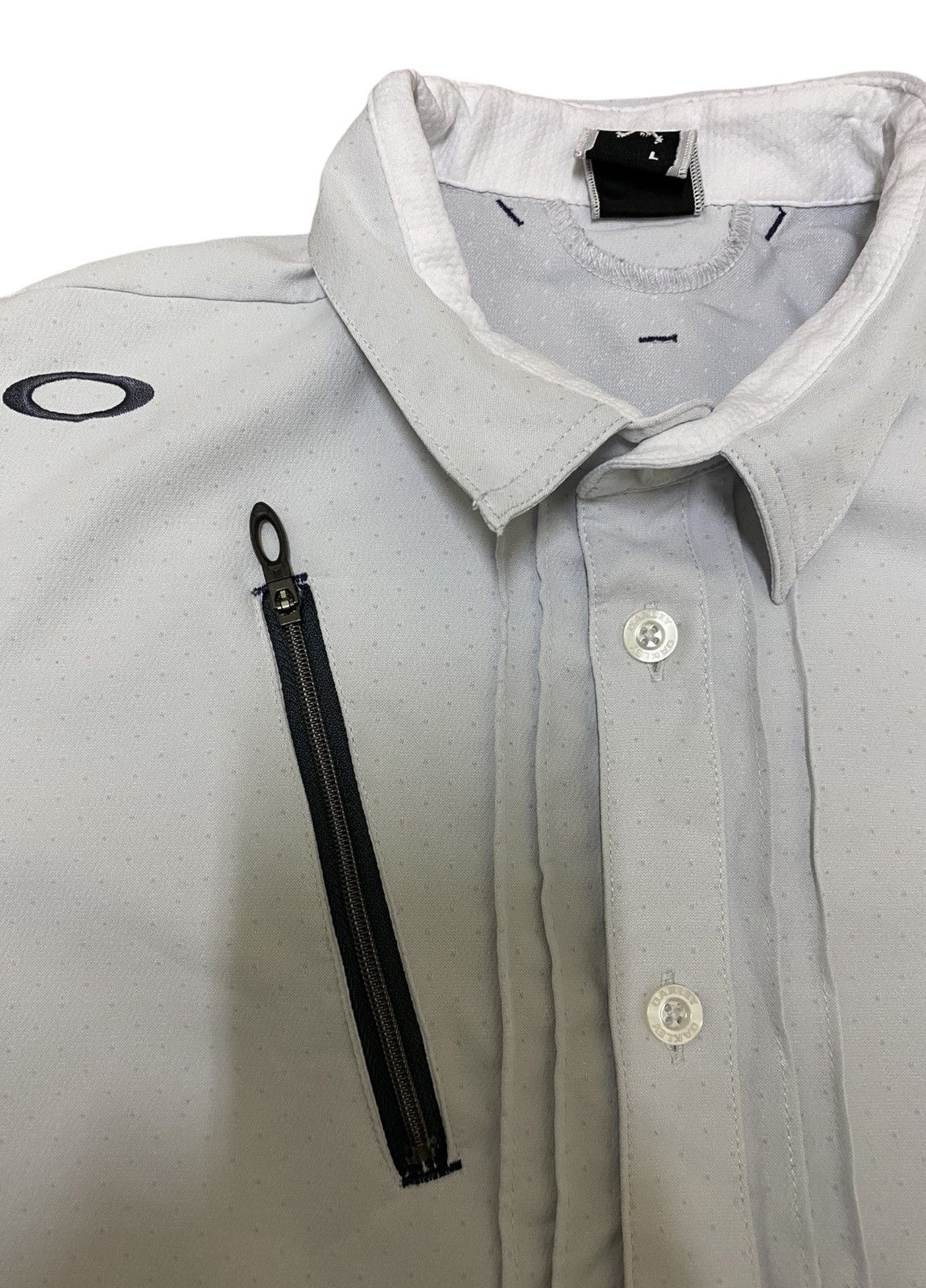 Oakley × Vintage ☠️ Oakley Techwear Skull Diverse WV Shirt (C3) Size US L / EU 52-54 / 3 - 2 Thumbnail