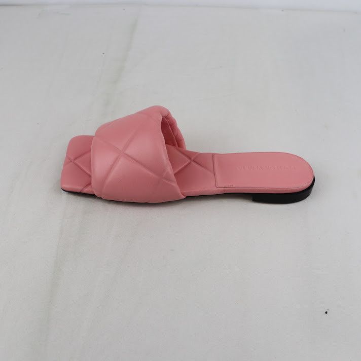 Bottega Veneta o1rshd1 Quilted Embssed Lagoon Nappa Sandal in Blossom Size US 7.5 / IT 37.5 - 8 Thumbnail