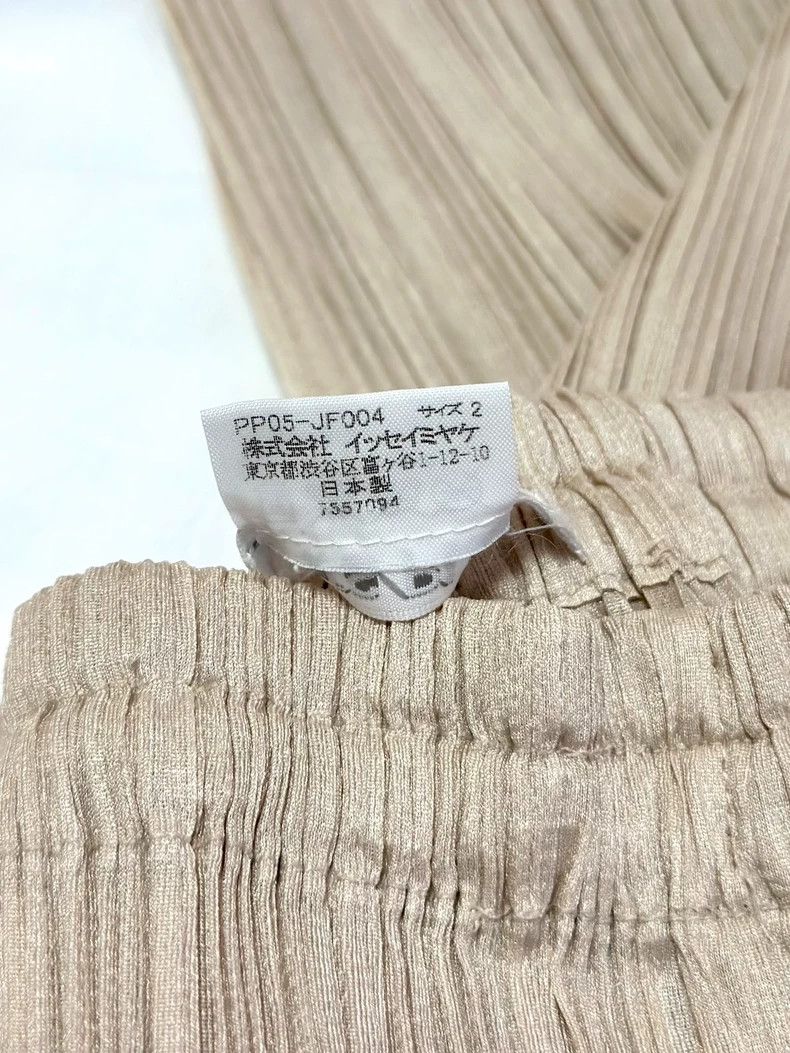 Issey Miyake issey miyake size:2 Beige pleated pants Size 42" / US 20 - 3 Thumbnail
