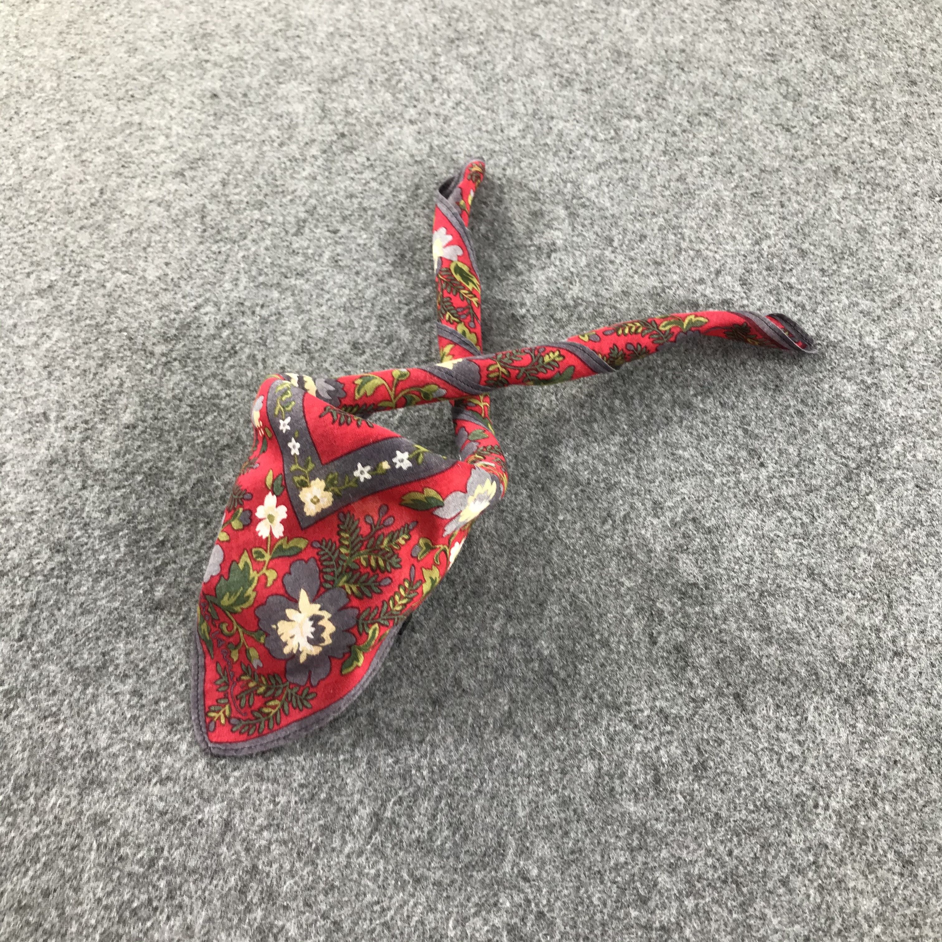 Japanese Brand Yukiko Hanai Floral Handkerchief Neckerchief Bandana H108 Size ONE SIZE - 3 Thumbnail
