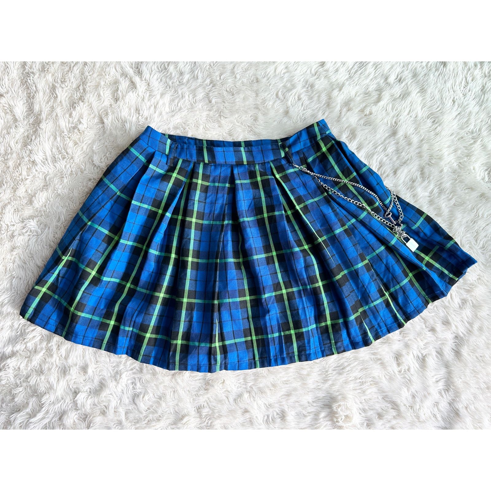 Other Hot Topic Plaid Chain Mini Skirt size medium Size 31" - 6 Thumbnail