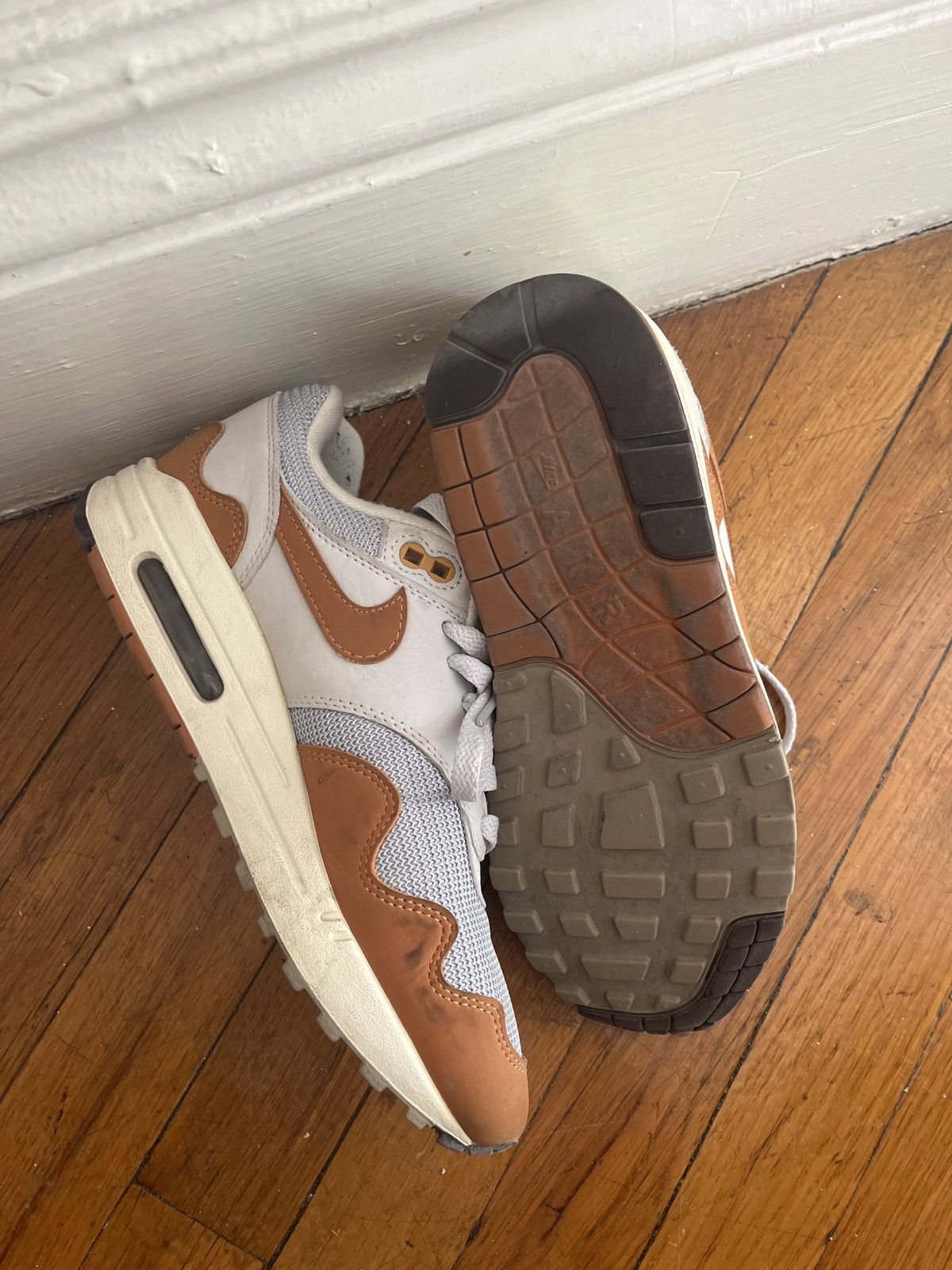 Nike × Patta Air Max 1 x Patta Waves Monarch Size US 6 / EU 39 - 6 Thumbnail