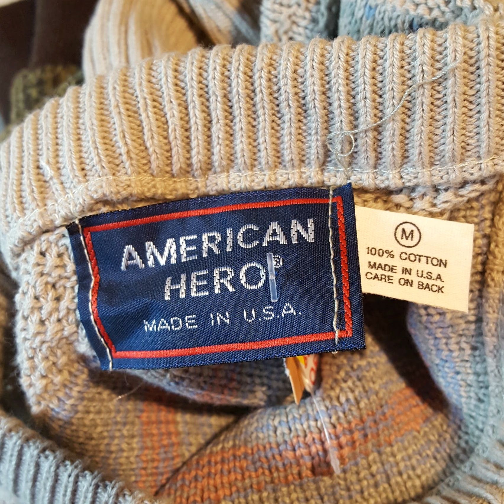 Vintage VINTAGE American Hero Geometric Men's Size M Beige Knit Pullover Sweater Size US M / EU 48-50 / 2 - 7 Thumbnail