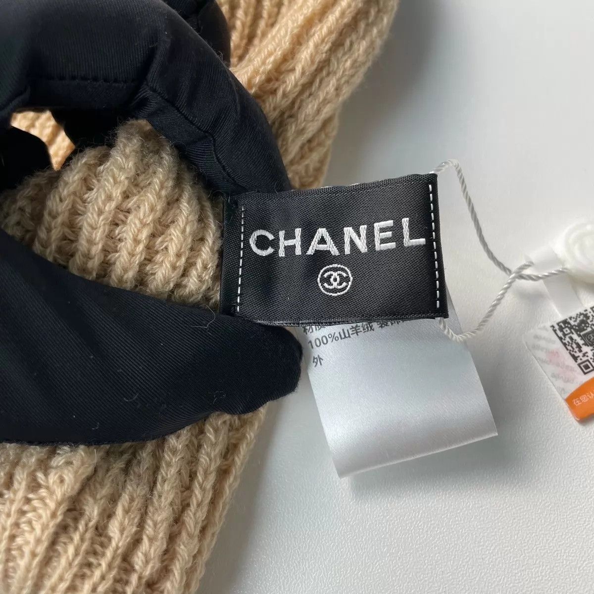 Chanel CHANEL Sequin-Embroidered Cashmere Hat Khaki 55-60 Size ONE SIZE - 4 Thumbnail
