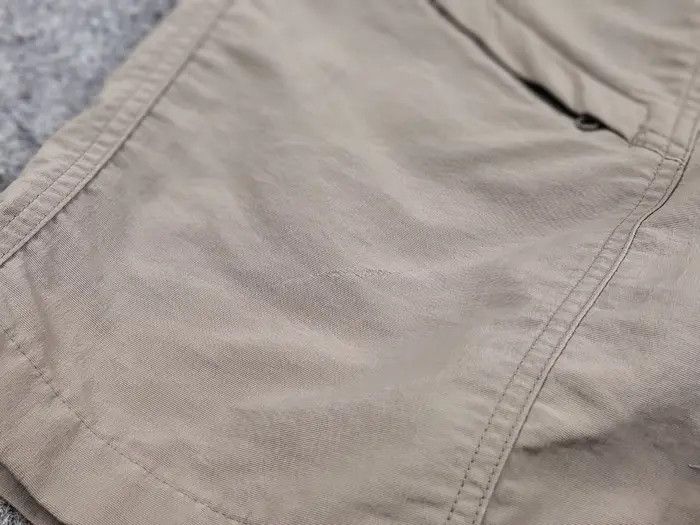 The North Face Vintage 90's The North Face Nylon Cargo Casual Shorts Size US 34 / EU 50 - 7 Thumbnail