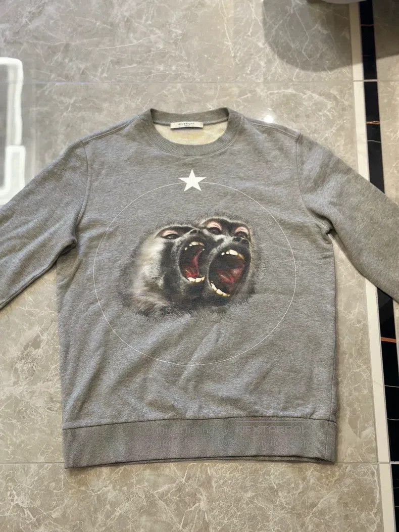 Givenchy Givenchy Logo Printed Solid Color Casual Hoodie for Men in Size US M / EU 48-50 / 2 - 1 Thumbnail