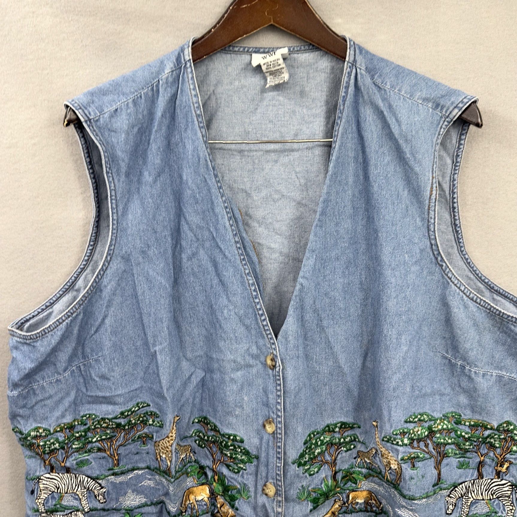 Vintage VINTAGE WWF Vest Women Plus 26/28 Embroidered Safari Chambray 90s Core READ Shirt Ladies 90s WWF Vest Size 4XL / US 24-26 - 4 Thumbnail