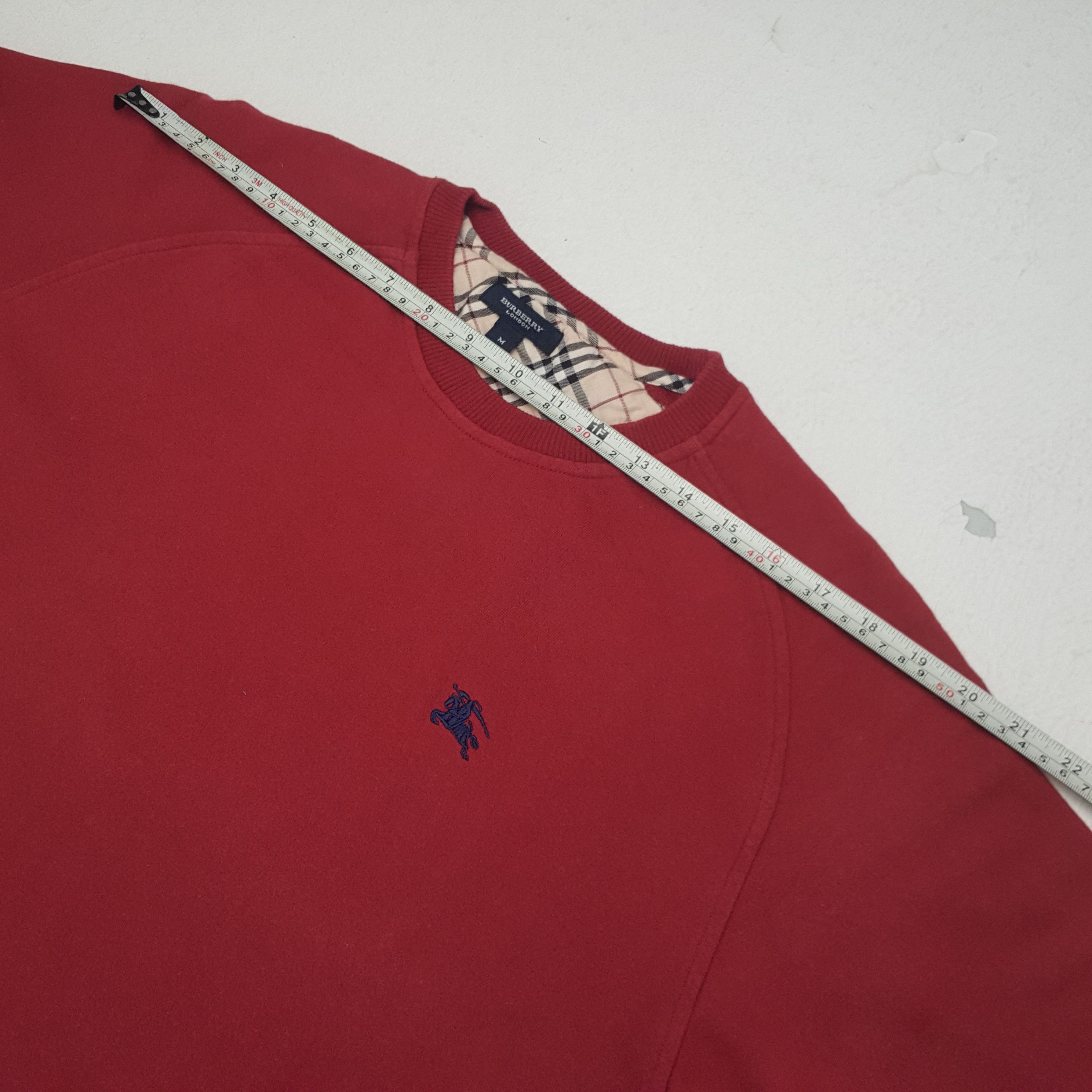 Burberry × Japanese Brand Vintage Burberry London Custom Spell Out Sweatshirt Size US M / EU 48-50 / 2 - 6 Thumbnail