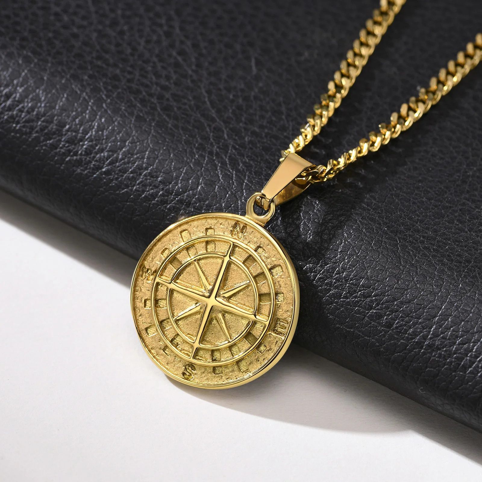 Designer × Jewelry Compass Necklace Size ONE SIZE - 3 Thumbnail