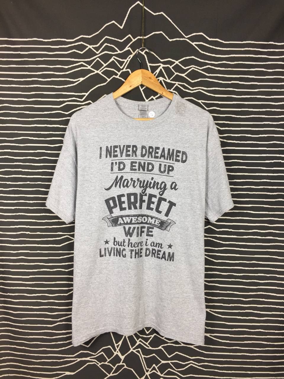 Vintage Marrying A Perfect Awesome Wife Statement Humor Tee Size US XL / EU 56 / 4 - 1 Thumbnail
