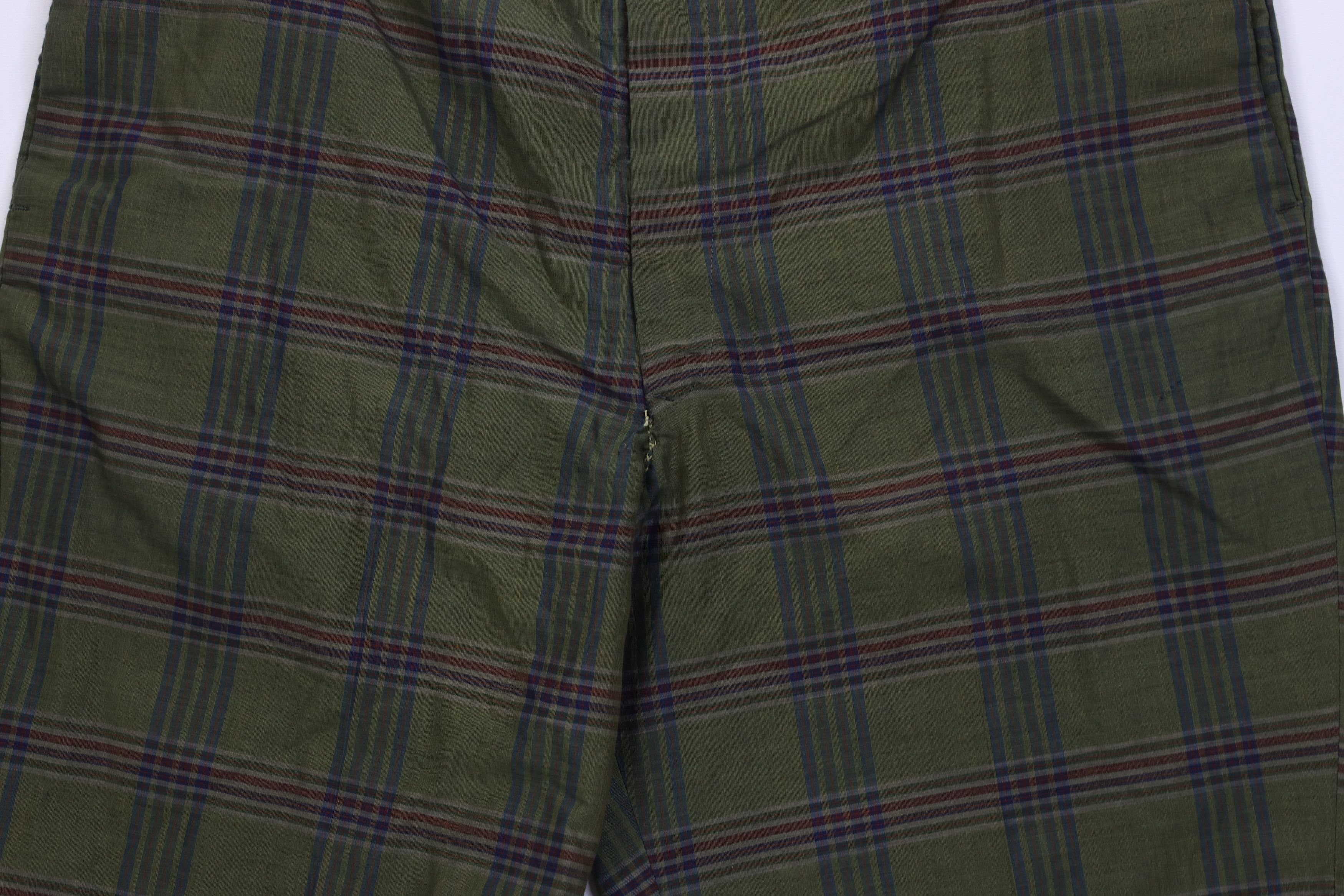 Vintage Vintage 50s Streetwear Plaid Above Knee Chino Shorts USA Size US 36 / EU 52 - 3 Thumbnail