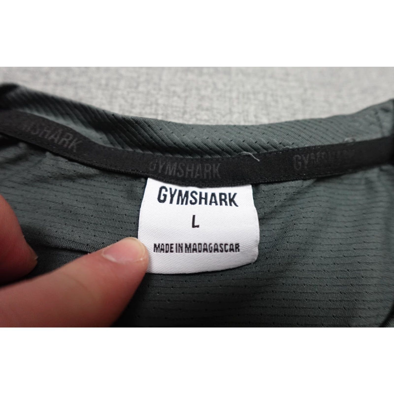 Gymshark Gymshark Shirt Mens Large Gray Short Sleeve Colorblock Training Tee Athletic Size US L / EU 52-54 / 3 - 2 Thumbnail