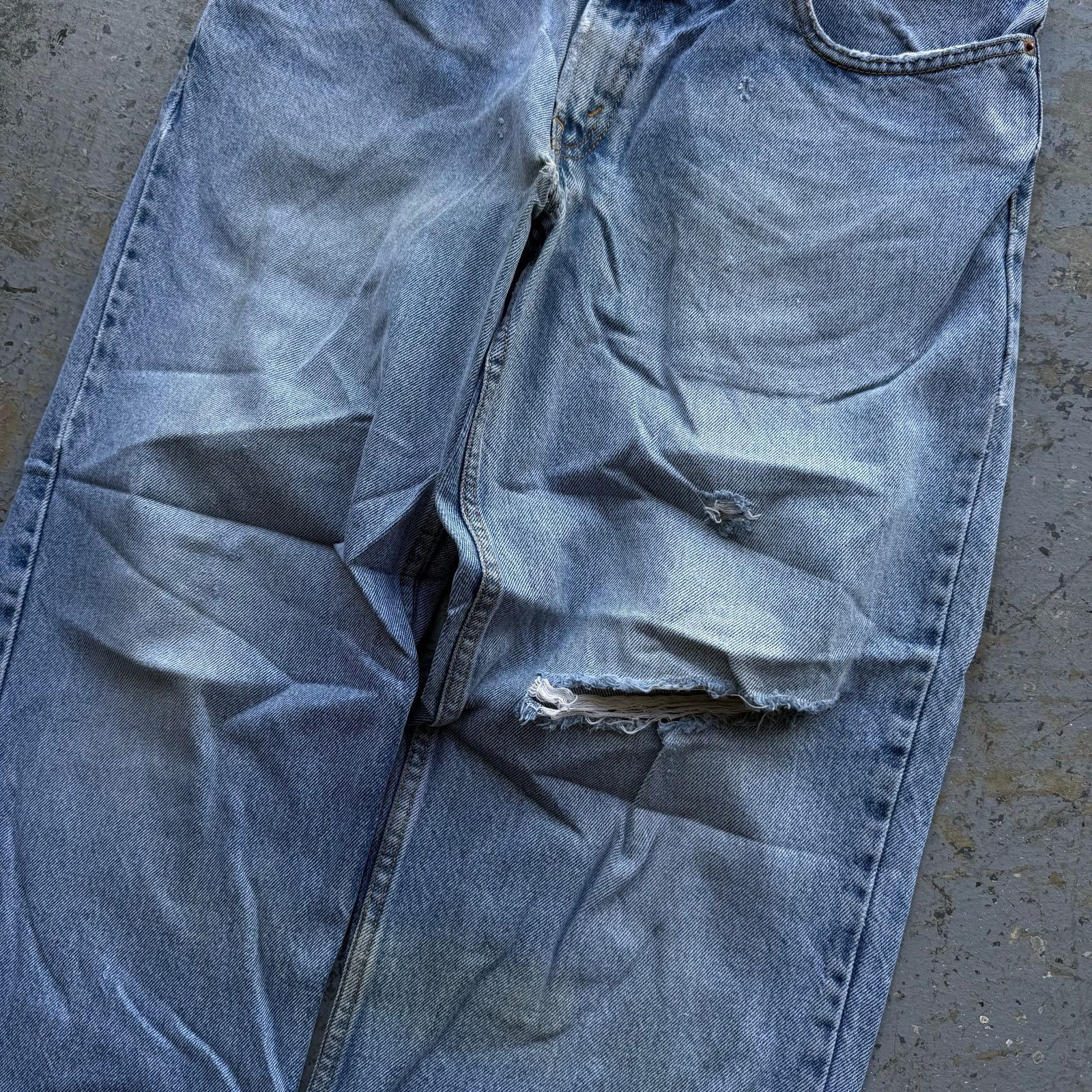 Levi's Vintage Y2K Levi’s 550 Relaxed Fit Sz 16 Husky Jeans 34x28 Size US 34 / EU 50 - 2 Thumbnail