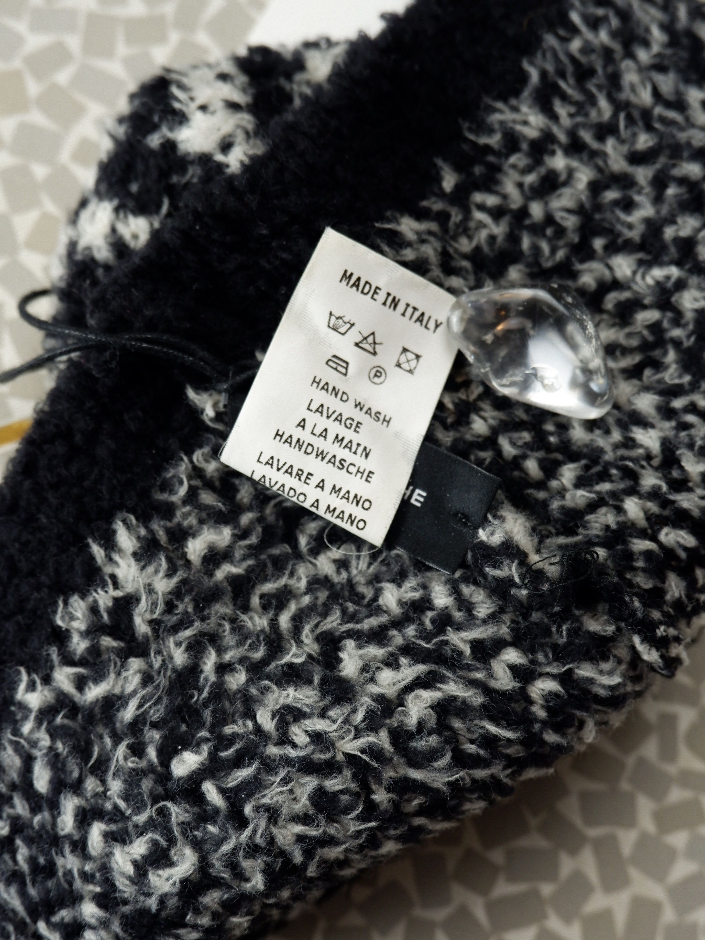 Kris Van Assche Last drop! Kris van Assche wool chevron beanie AW14 Size ONE SIZE - 6 Thumbnail
