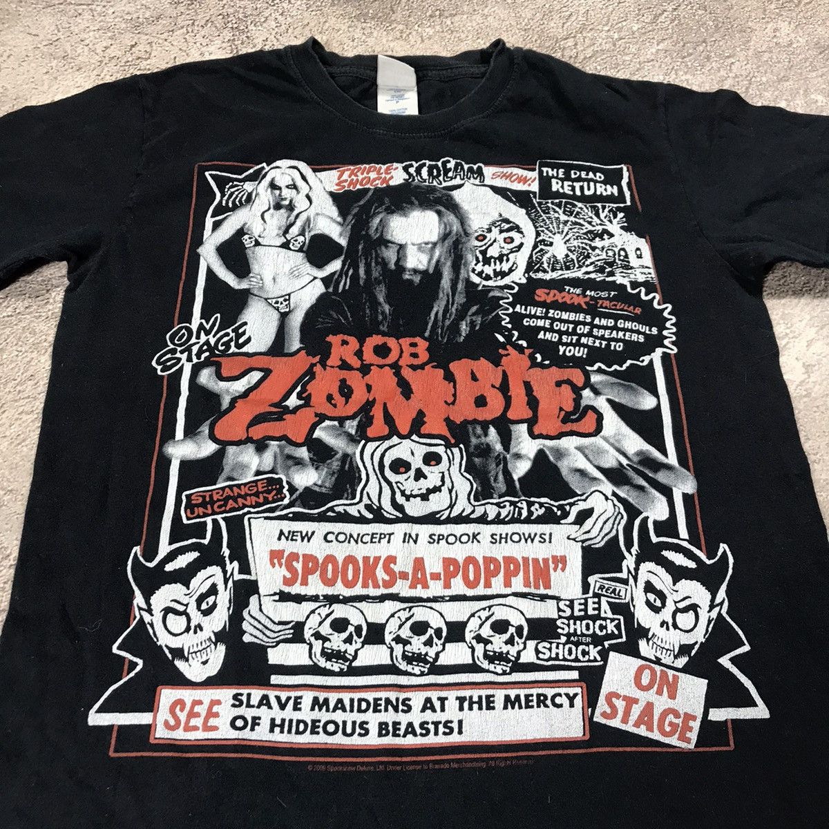 Vintage Vintage Y2K Rob Zombie Graphic Tee Horror Punk Streetwear S Size US S / EU 44-46 / 1 - 2 Thumbnail