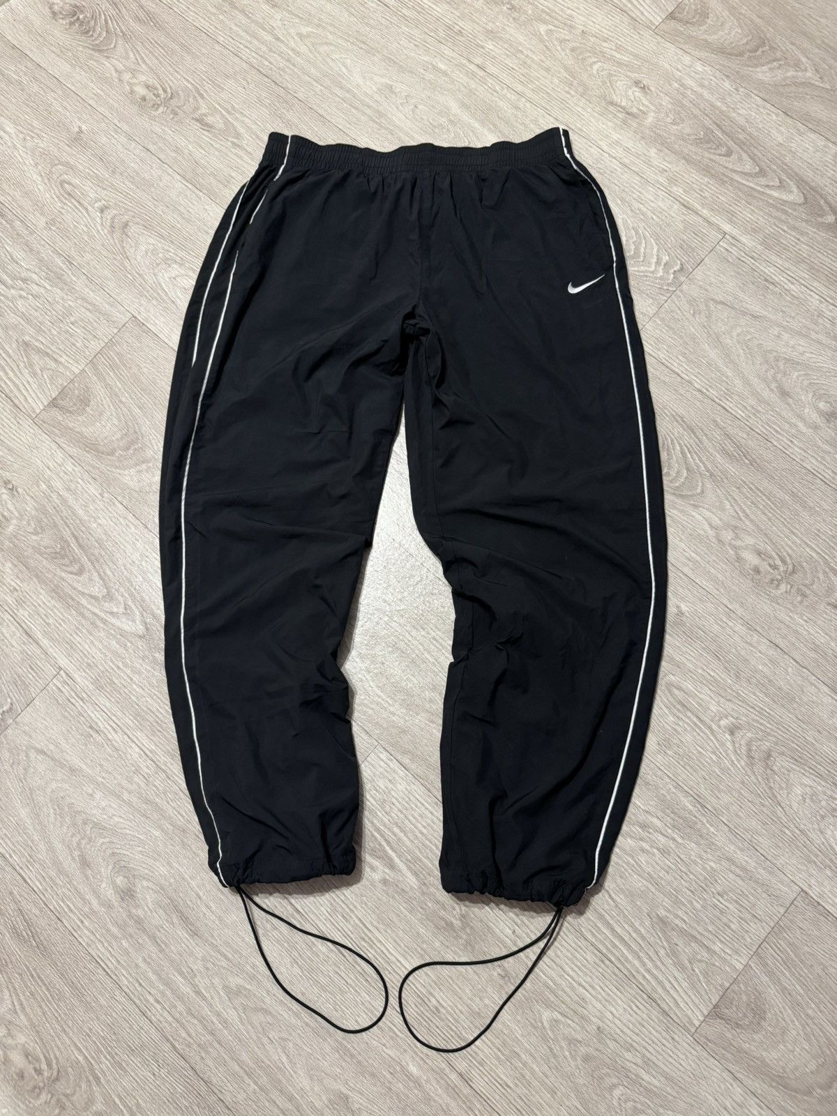 Nike 🔷Vintage Nike Nylon Y2K Track Pants🔷 Size US 38 / EU 54 - 1 Thumbnail