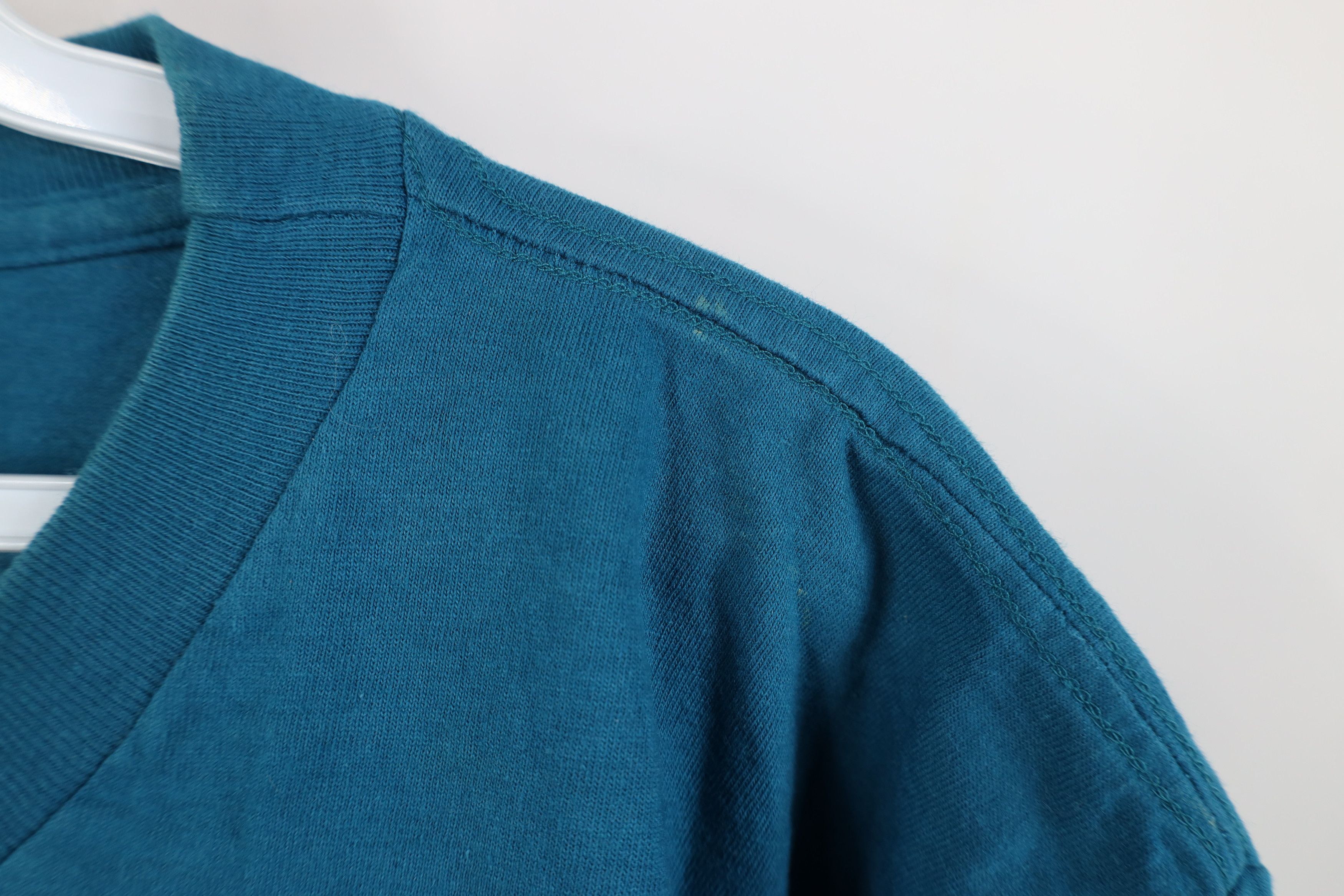 Vintage Vintage 90s Streetwear Heavyweight Cotton T-Shirt Blue USA Size US L / EU 52-54 / 3 - 4 Thumbnail