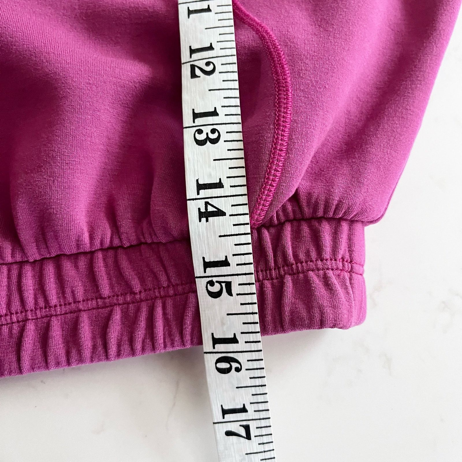 Lululemon Lululemon Athletica Softstreme Gathered T-Shirt Magenta Size XS / US 0-2 / IT 36-38 - 7 Thumbnail