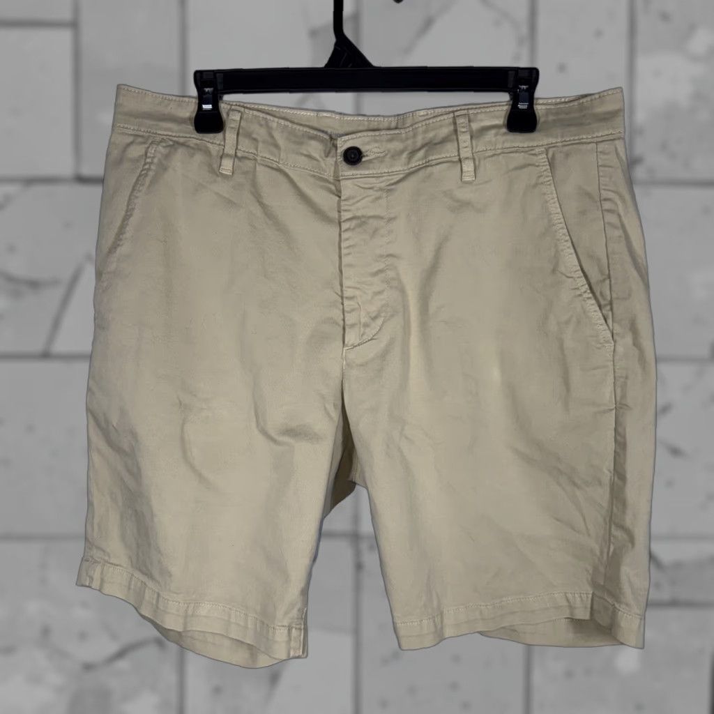 Vintage Adriano GoldSchmied The Wanderer Short Beige Shorts Mens 36 R Size US 36 / EU 52 - 1 Thumbnail