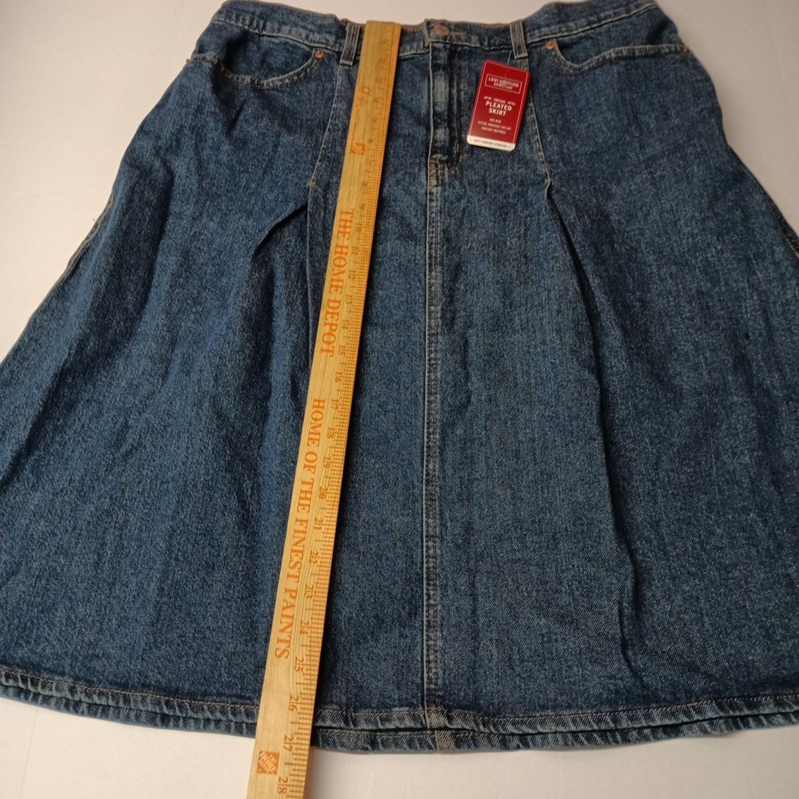 Levi's Levi Strauss Blue Denim Pleated Skirt Women's Size 14 W32 Size 32" / US 10 / IT 46 - 2 Thumbnail