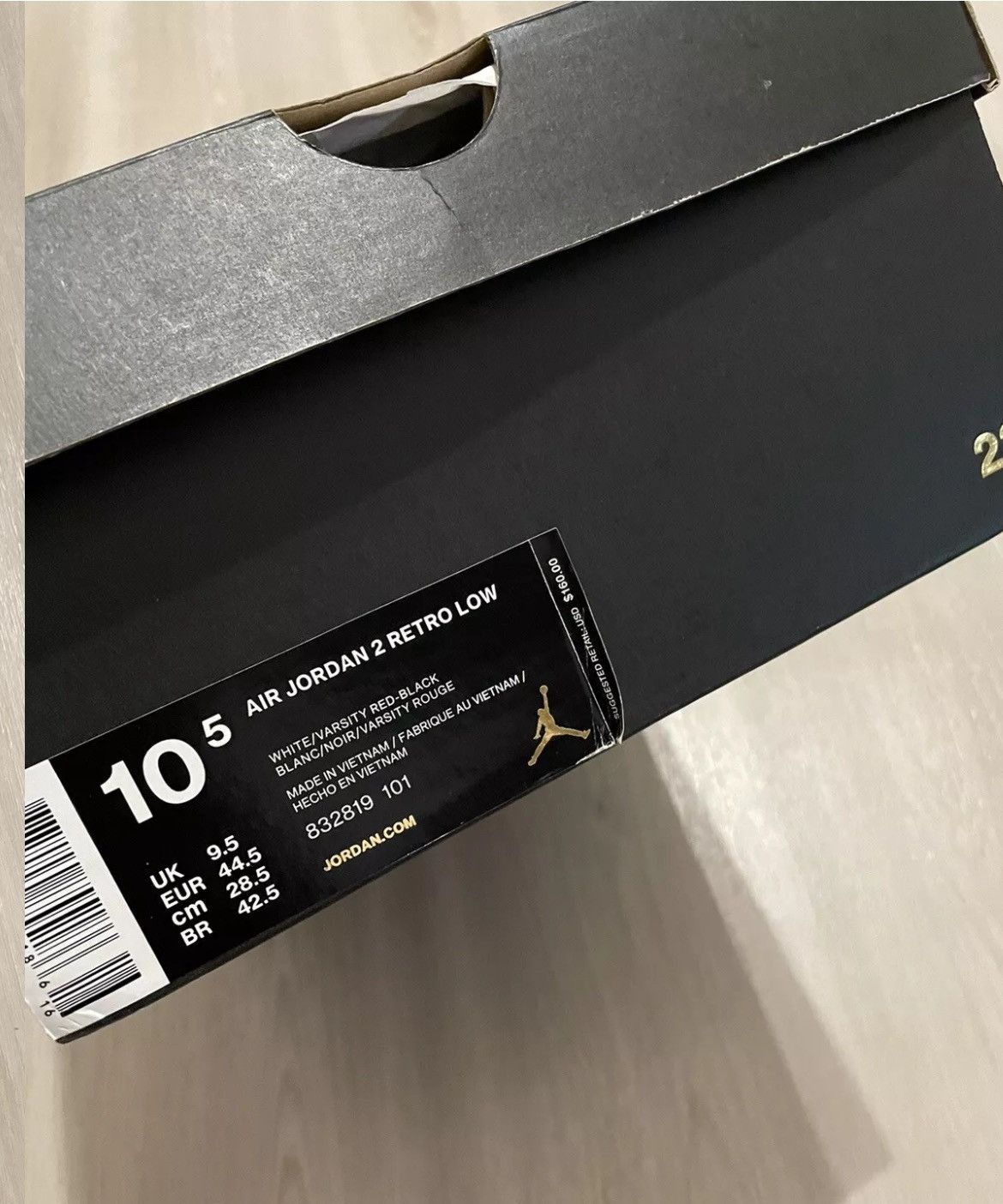 Jordan Brand × Nike Nike Air Jordan 2 Retro Low Chicago 832819-101 Mens Sz 10.5 Size US 10.5 / EU 43-44 - 7 Thumbnail