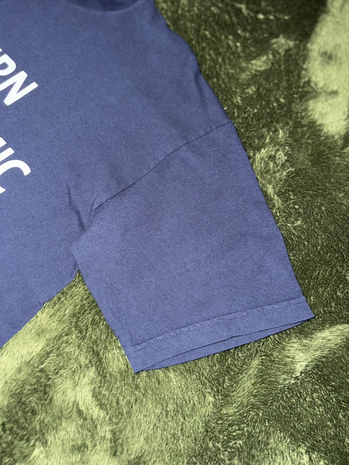 Western Hydrodynamic Research [XL] WHR X BIRDWELL collaboration logo printed T-shirts navy Size US XL / EU 56 / 4 - 4 Thumbnail